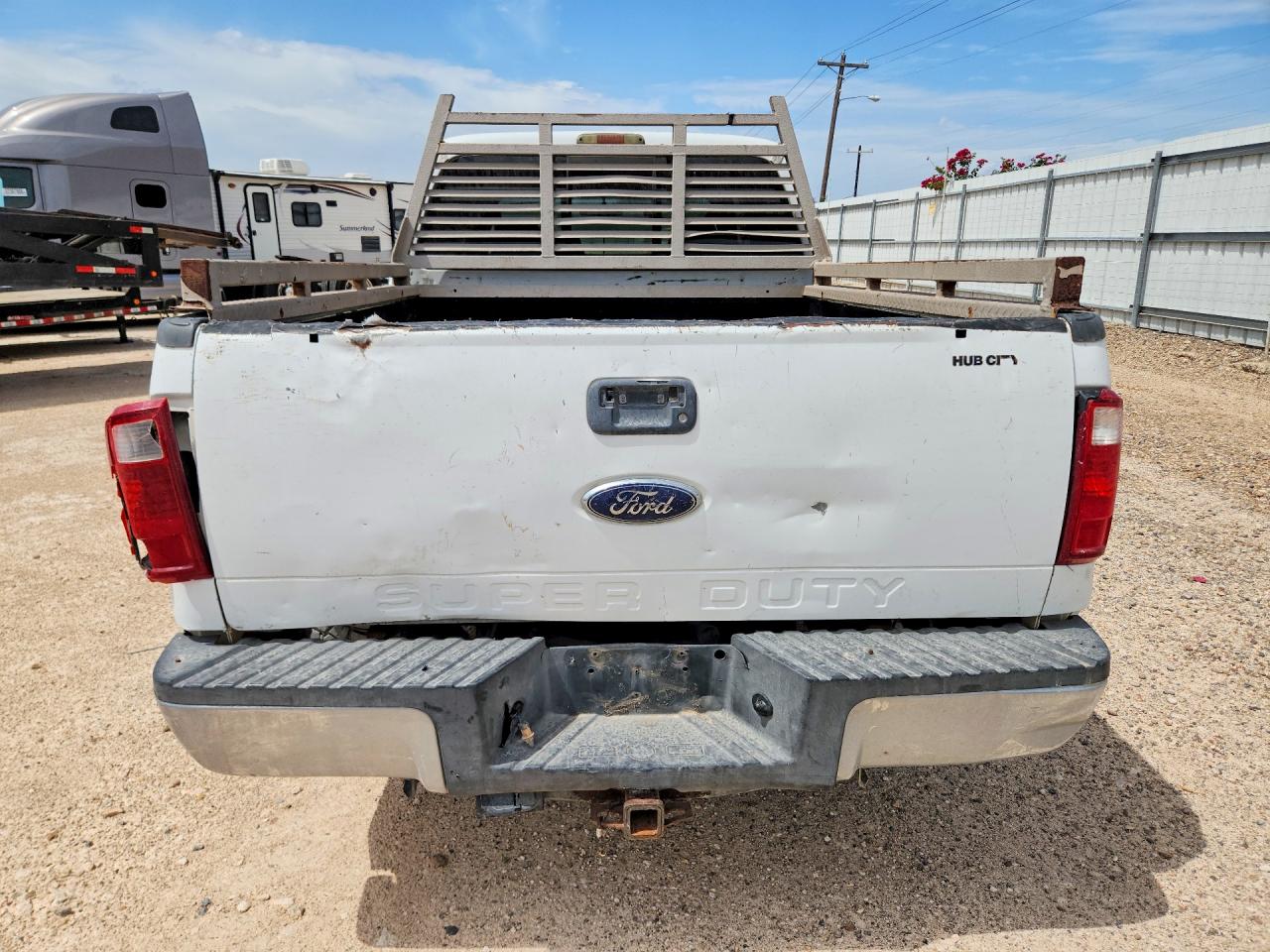2008 Ford F250 Super Duty White vin: 1FTSW205X8EE51997