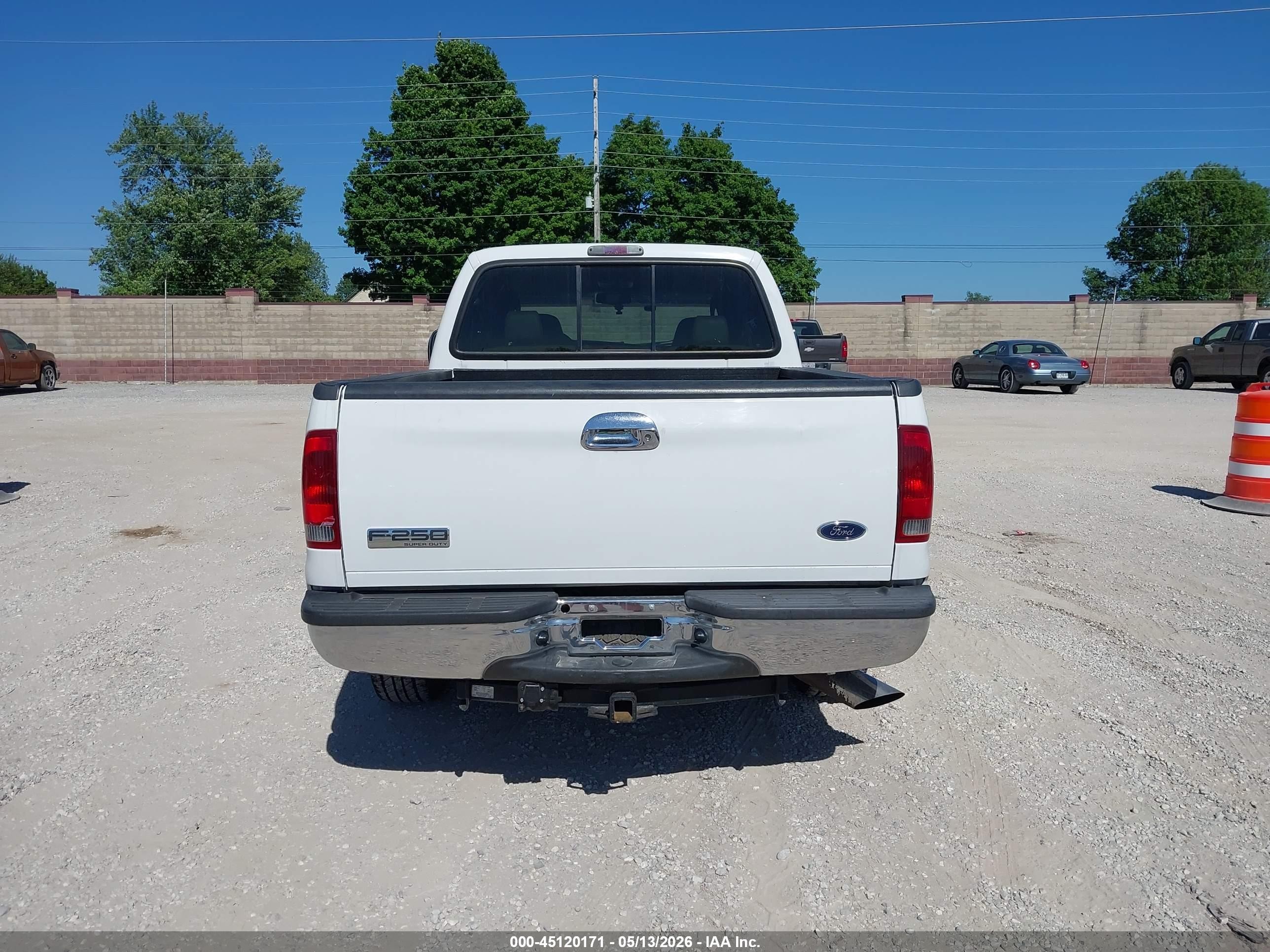 2007 Ford F-250 Lariat/xl/xlt White vin: 1FTSW20P17EA30380