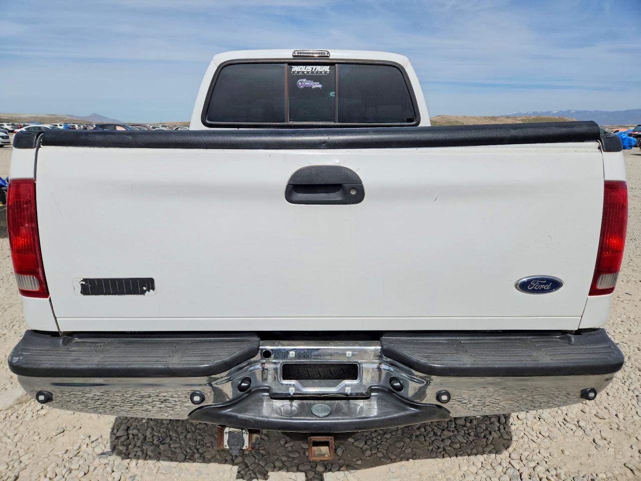 2005 Ford F250 Super Duty Белый vin: 1FTSW20P25EB17427