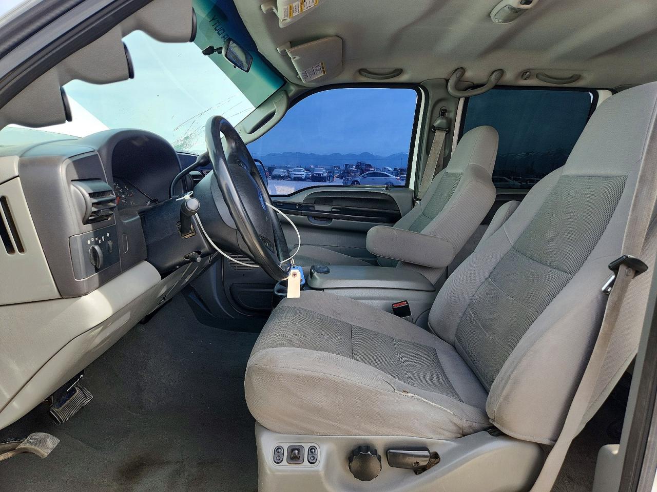 2005 Ford F250 Super Duty Белый vin: 1FTSW20P25EB17427