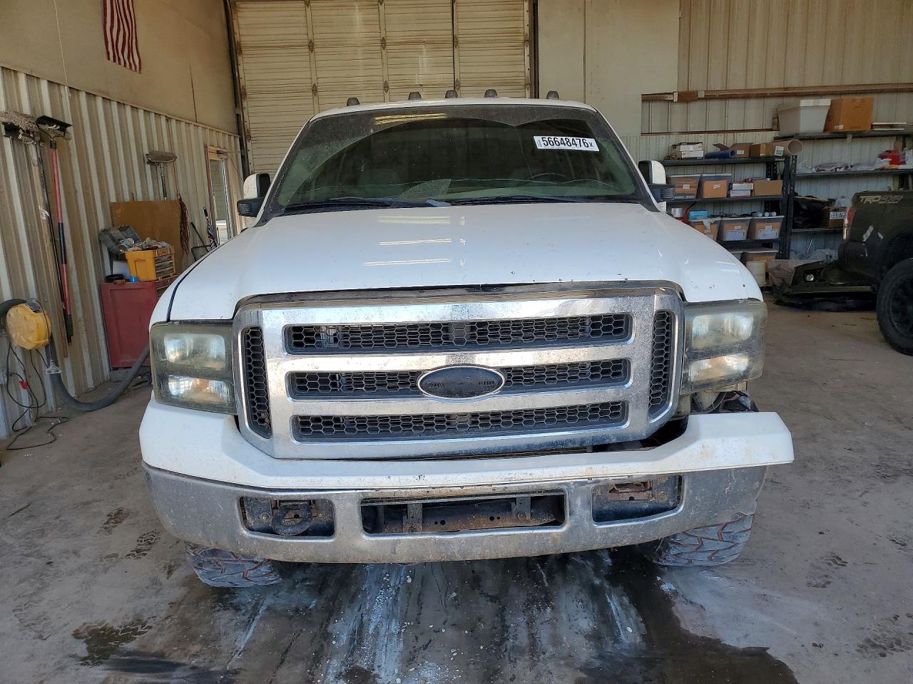 2007 Ford F250 Super Duty White vin: 1FTSW20P87EB21520