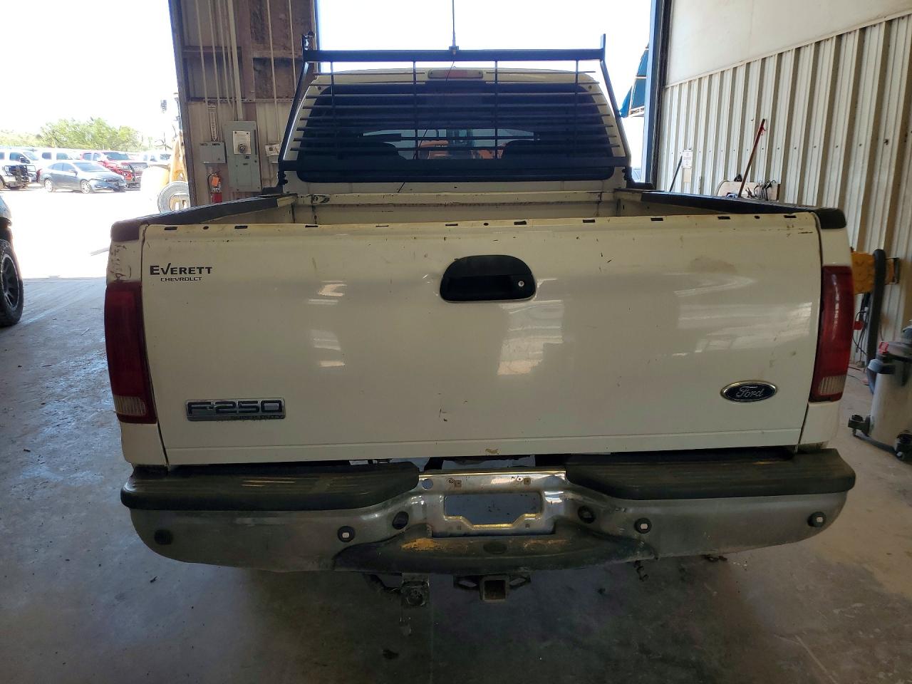 2007 Ford F250 Super Duty White vin: 1FTSW20P87EB21520