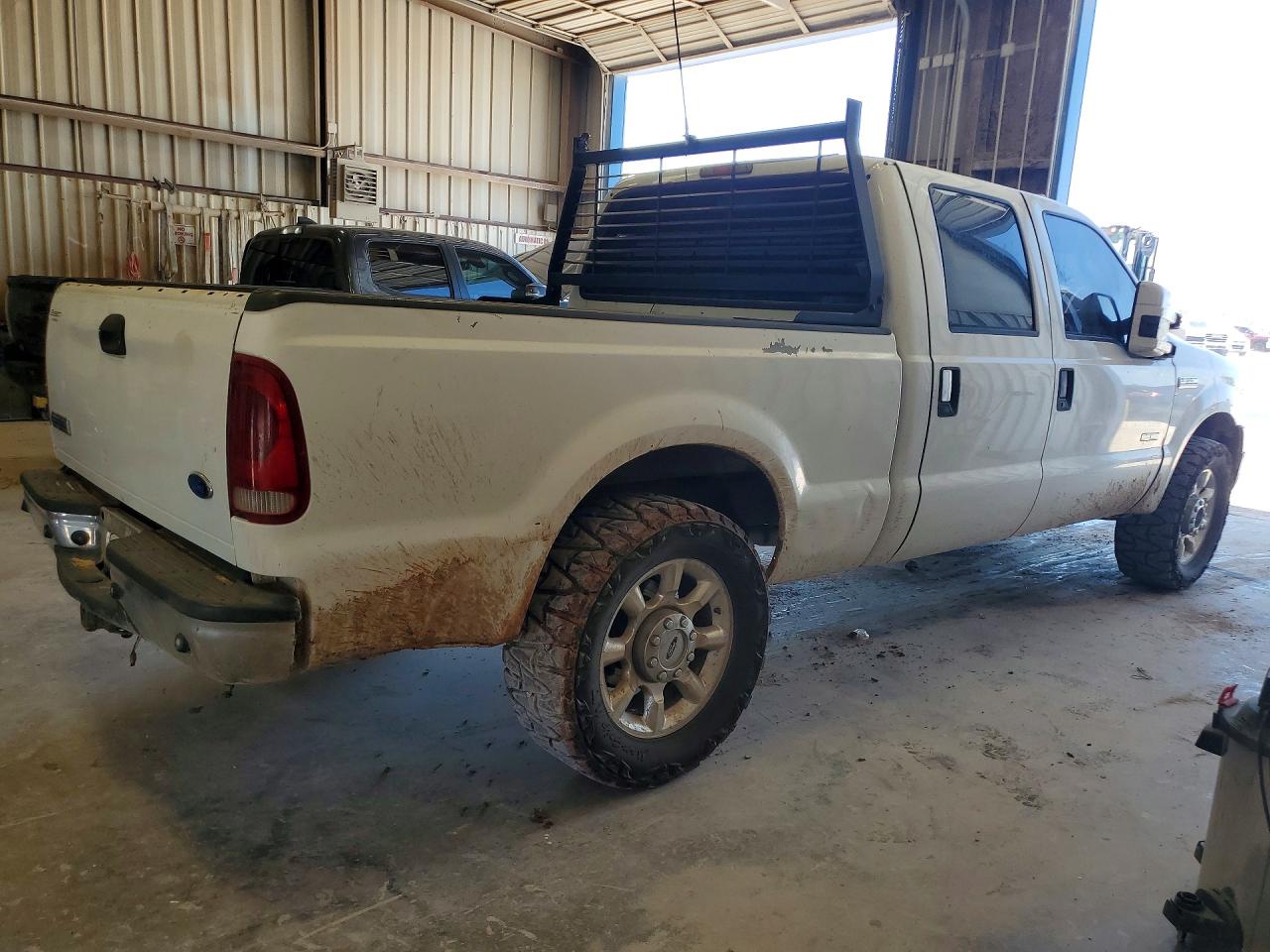 2007 Ford F250 Super Duty White vin: 1FTSW20P87EB21520