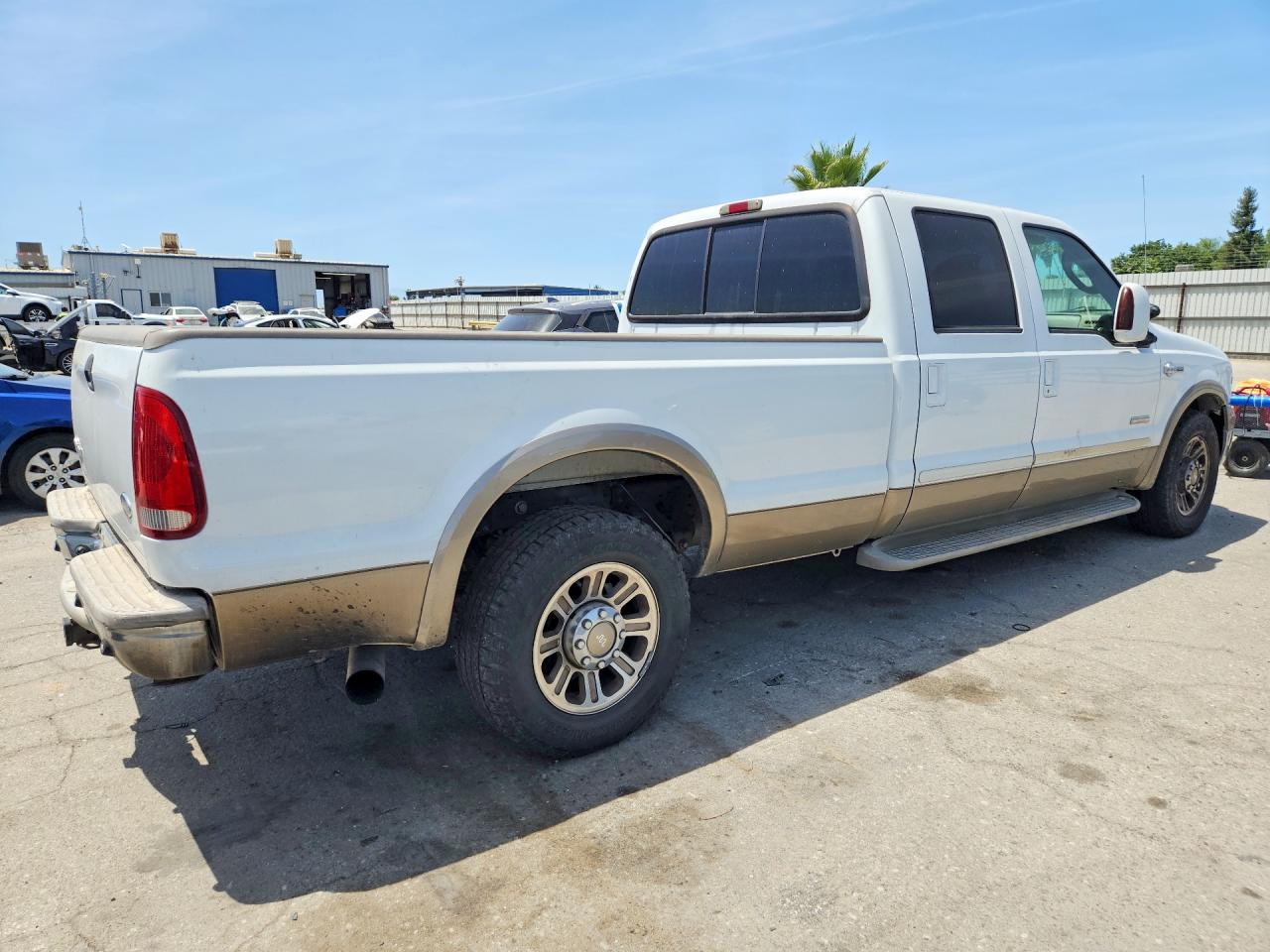 2005 Ford F250 Super Duty Белый vin: 1FTSW20P95EB17537