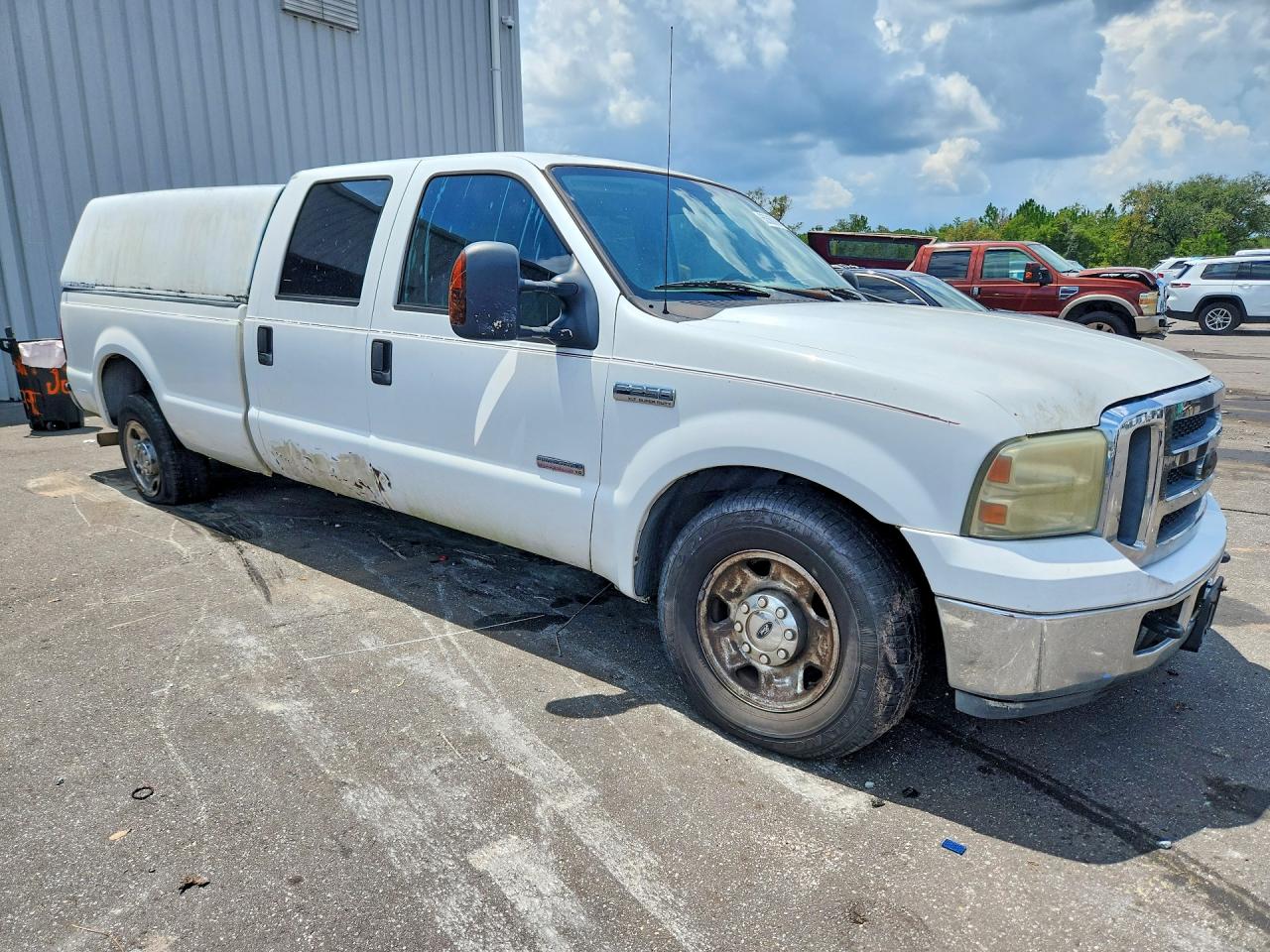 2007 Ford F250 Super Duty White vin: 1FTSW20P97EA24939