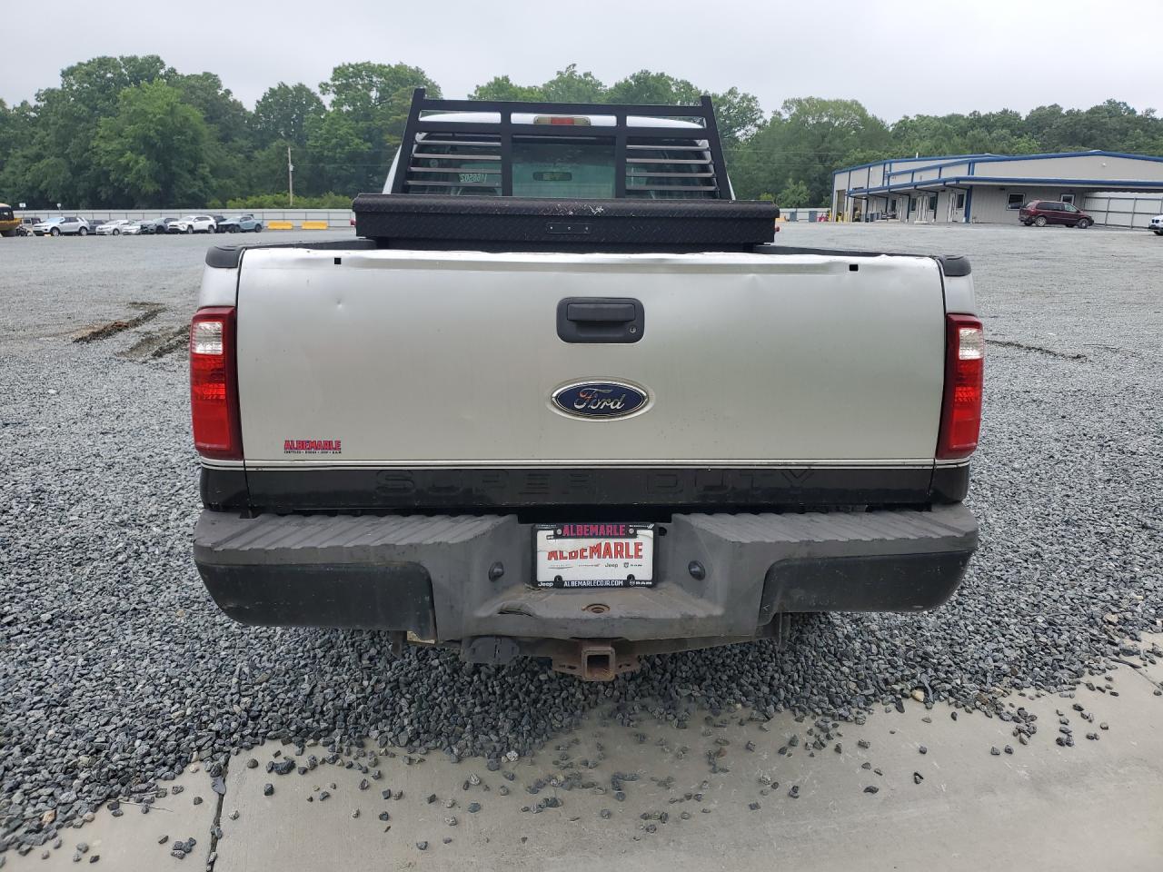 2008 Ford F250 Super Duty Silver vin: 1FTSW20R08EB96540 Damage: Tailgate, Dent(S) W/ Paint Dmg, 3 To 4 Inches