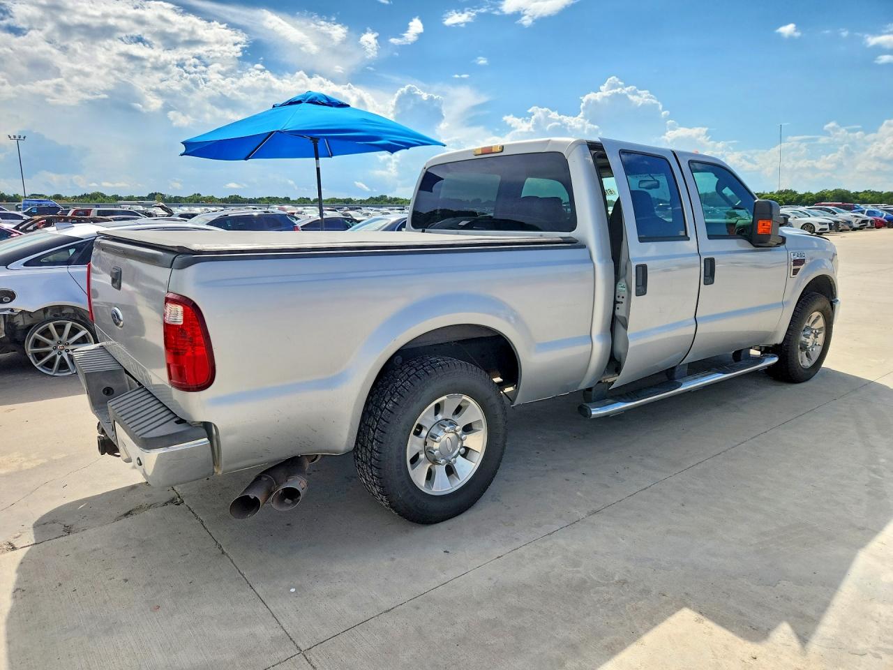 2008 Ford F250 Super Duty Silver vin: 1FTSW20R08EC06208
