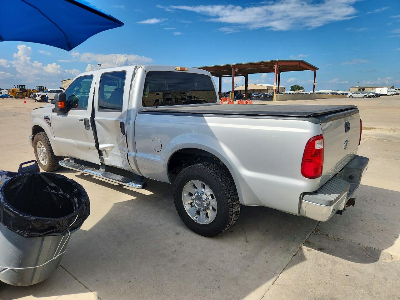 2008 Ford F250 Super Duty Silver vin: 1FTSW20R08EC06208