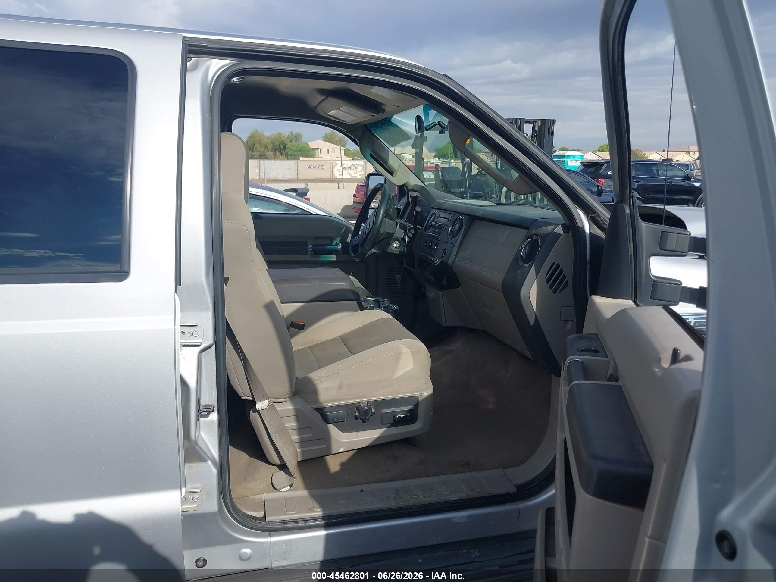 2008 Ford Super Duty F-250 Srw King Ranch/lariat/xl/xlt Silver vin: 1FTSW20R18EC94539