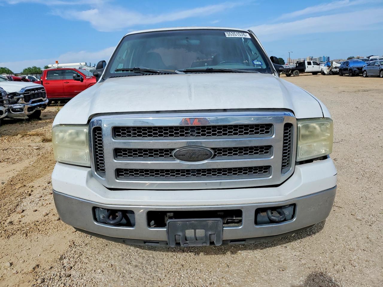 2005 Ford F250 Super Duty White vin: 1FTSW20Y35EA91414