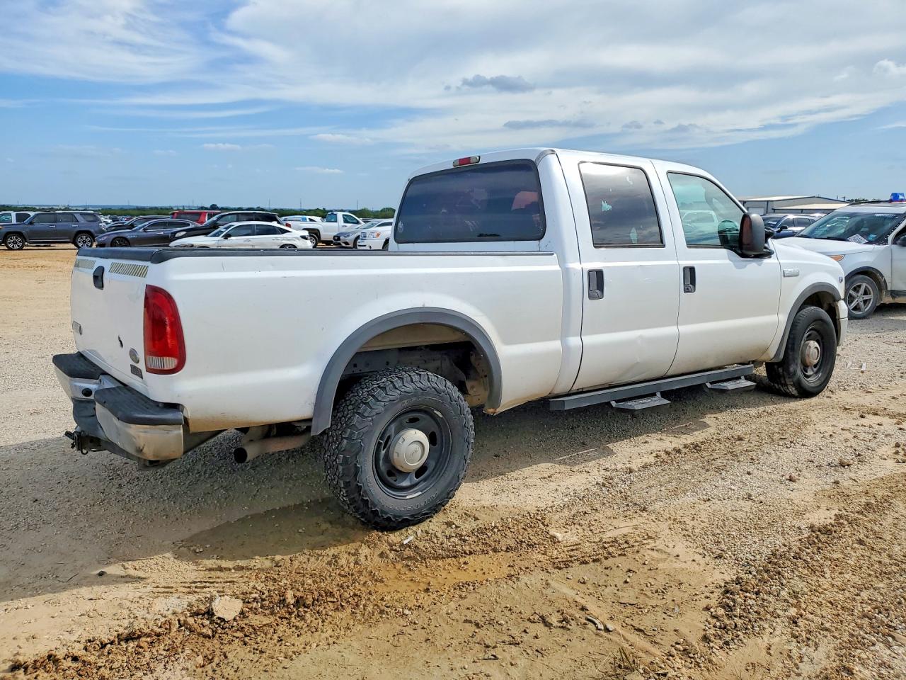 2005 Ford F250 Super Duty White vin: 1FTSW20Y35EA91414