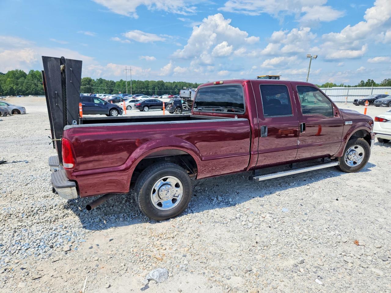 2005 Ford F250 Super Duty Red vin: 1FTSW20Y75EC86397