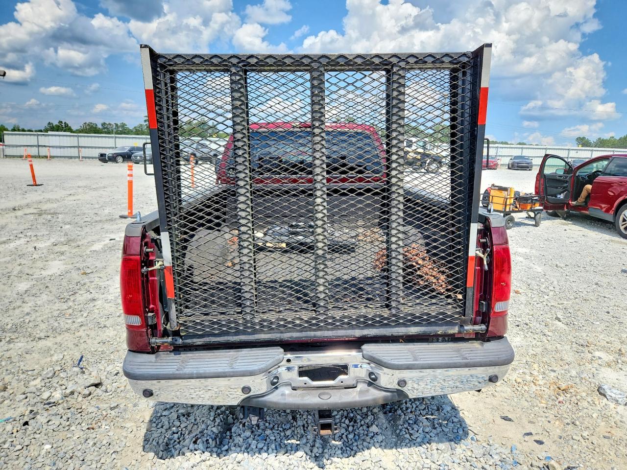 2005 Ford F250 Super Duty Red vin: 1FTSW20Y75EC86397