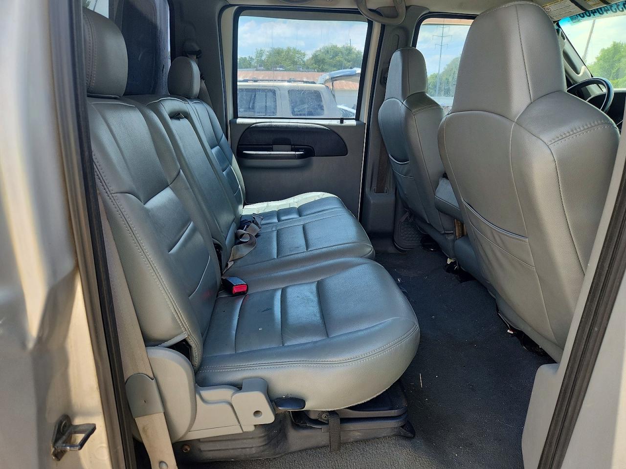 2006 Ford F250 Super Duty Серебряный vin: 1FTSW21506ED33310