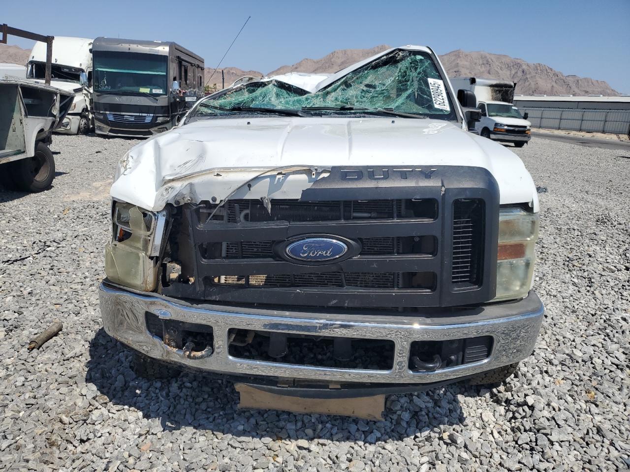 2008 Ford F250 Super Duty White vin: 1FTSW21518EB27027