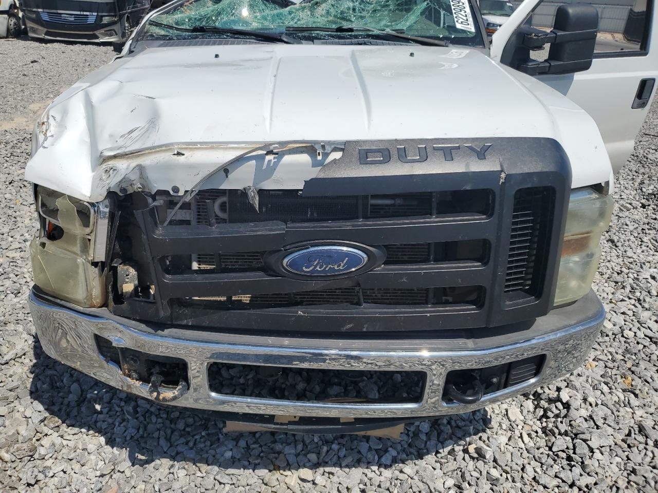 2008 Ford F250 Super Duty White vin: 1FTSW21518EB27027