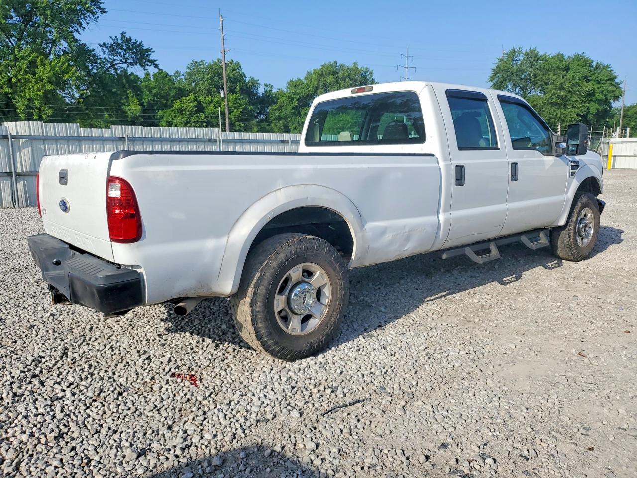 2008 Ford F250 Super Duty White vin: 1FTSW21518ED12985