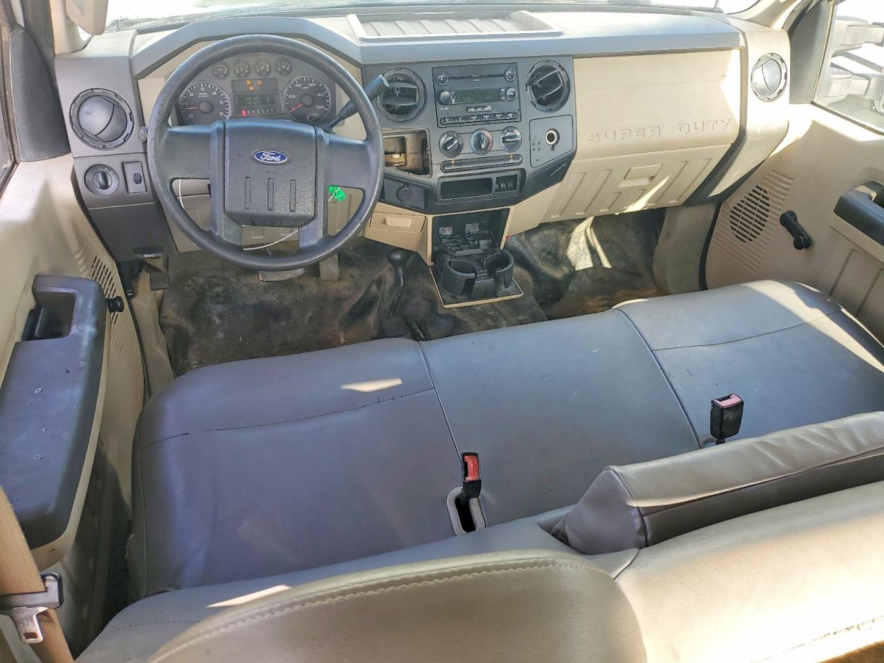 2008 Ford F250 Super Duty White vin: 1FTSW21518ED12985
