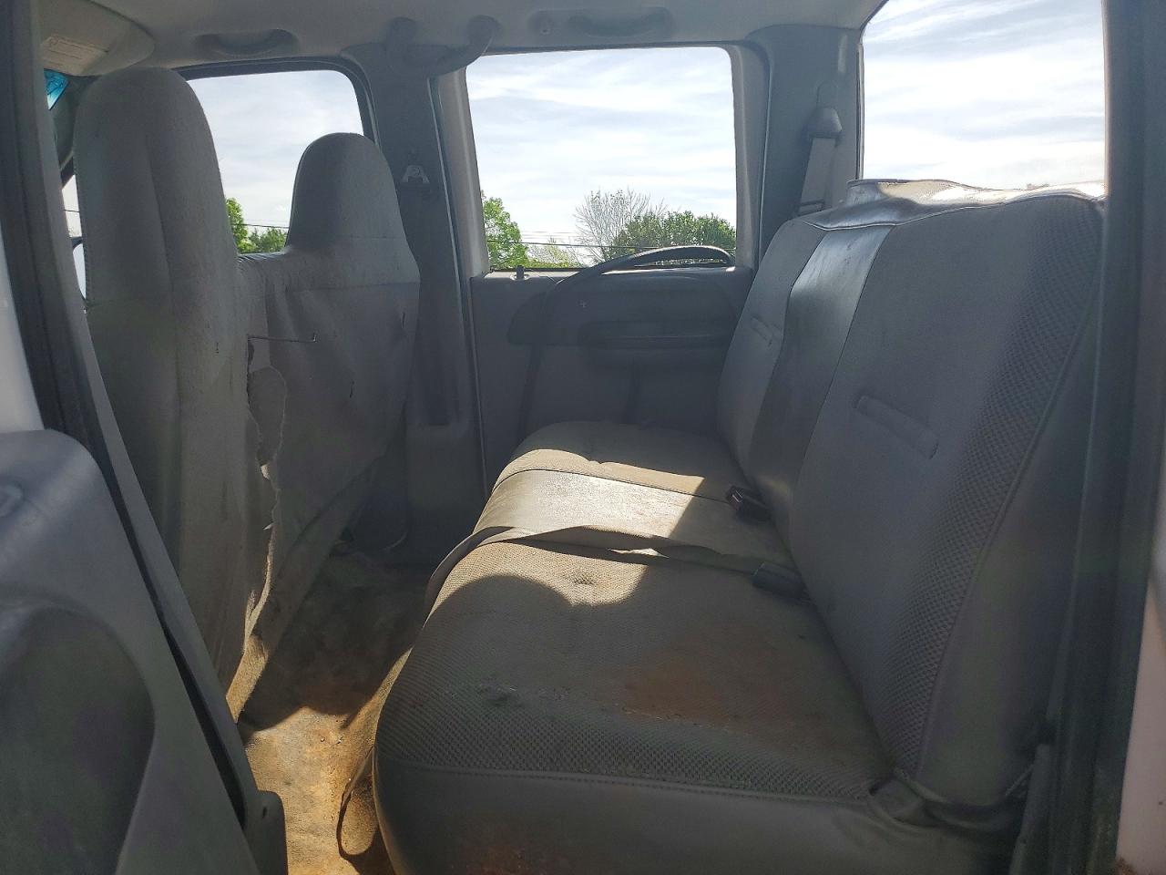 2006 Ford F250 Super Duty White vin: 1FTSW21526EC45908