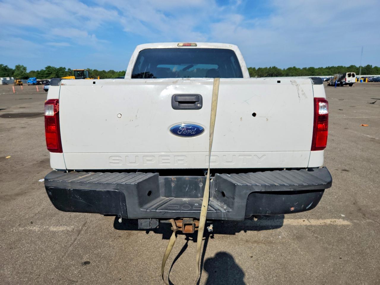 2009 Ford F250 Super Duty White vin: 1FTSW21529EA19677