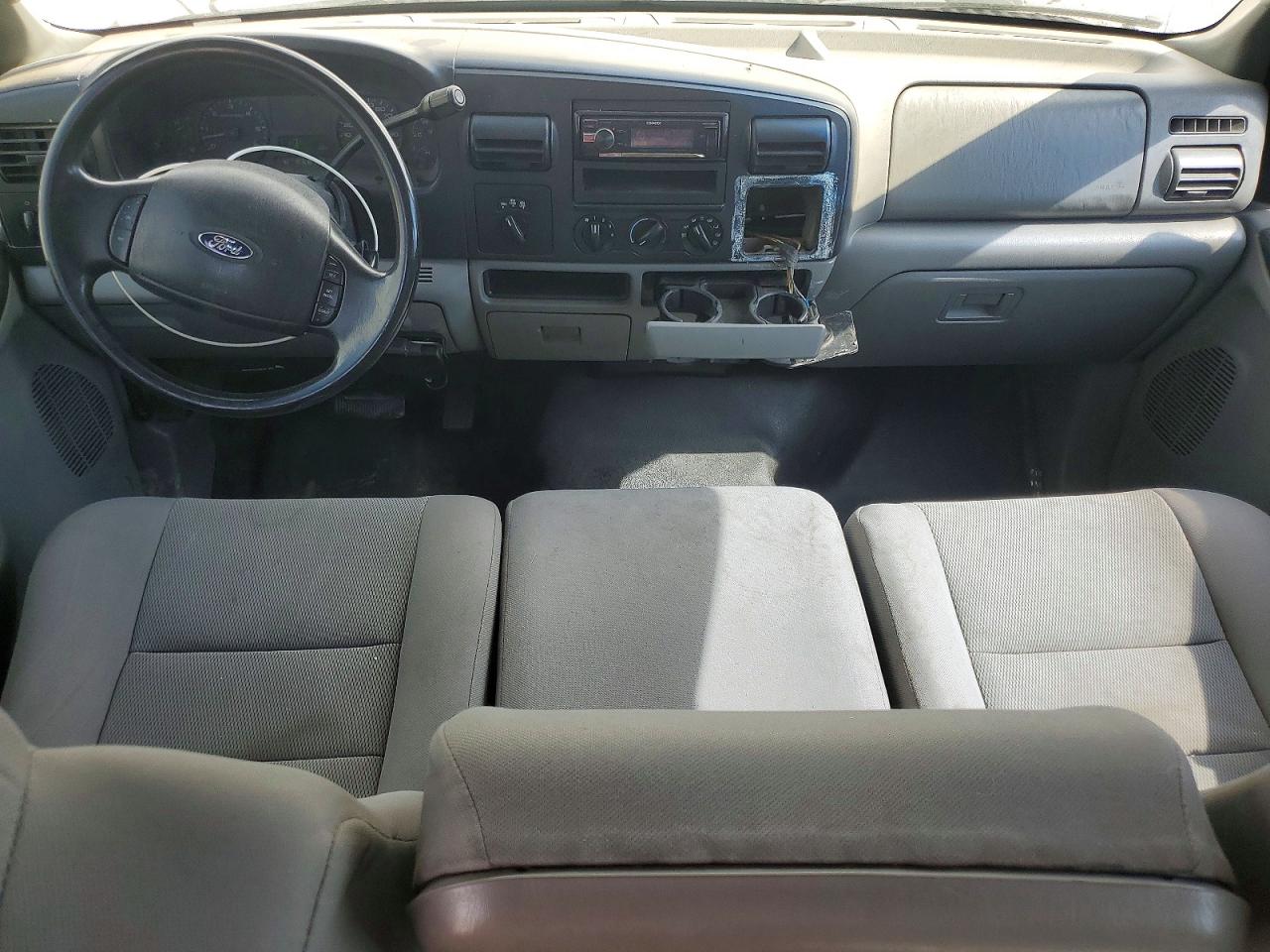 2005 Ford F250 Super Duty White vin: 1FTSW21535EA34604