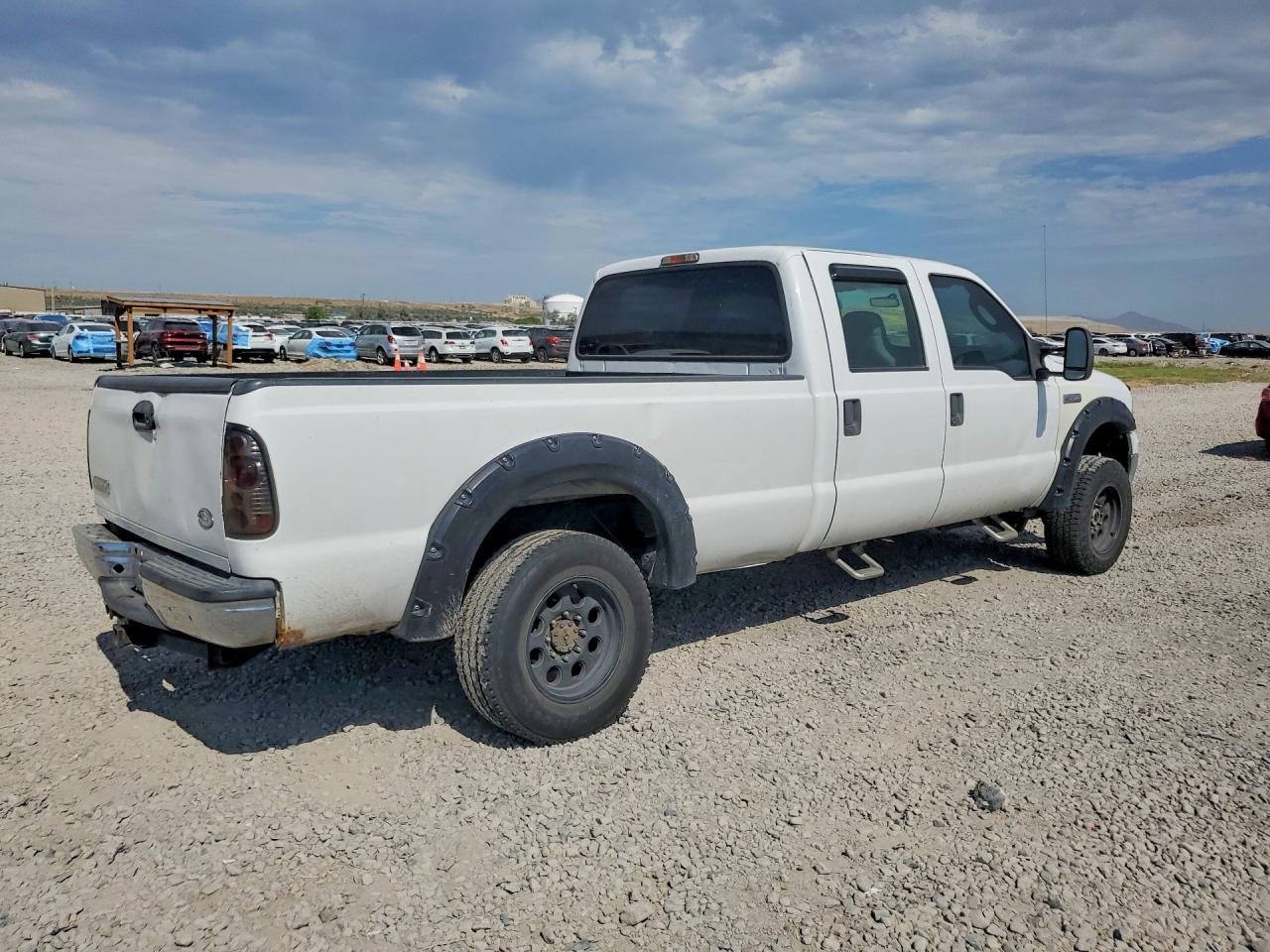 2005 Ford F250 Super Duty White vin: 1FTSW21535EA34604