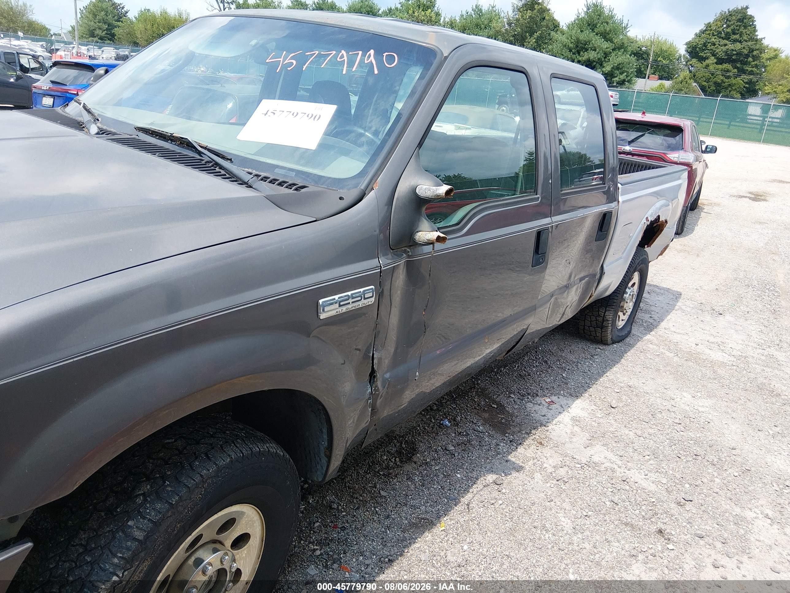 2005 Ford F-250 Lariat/xl/xlt Серый vin: 1FTSW21535EB87144