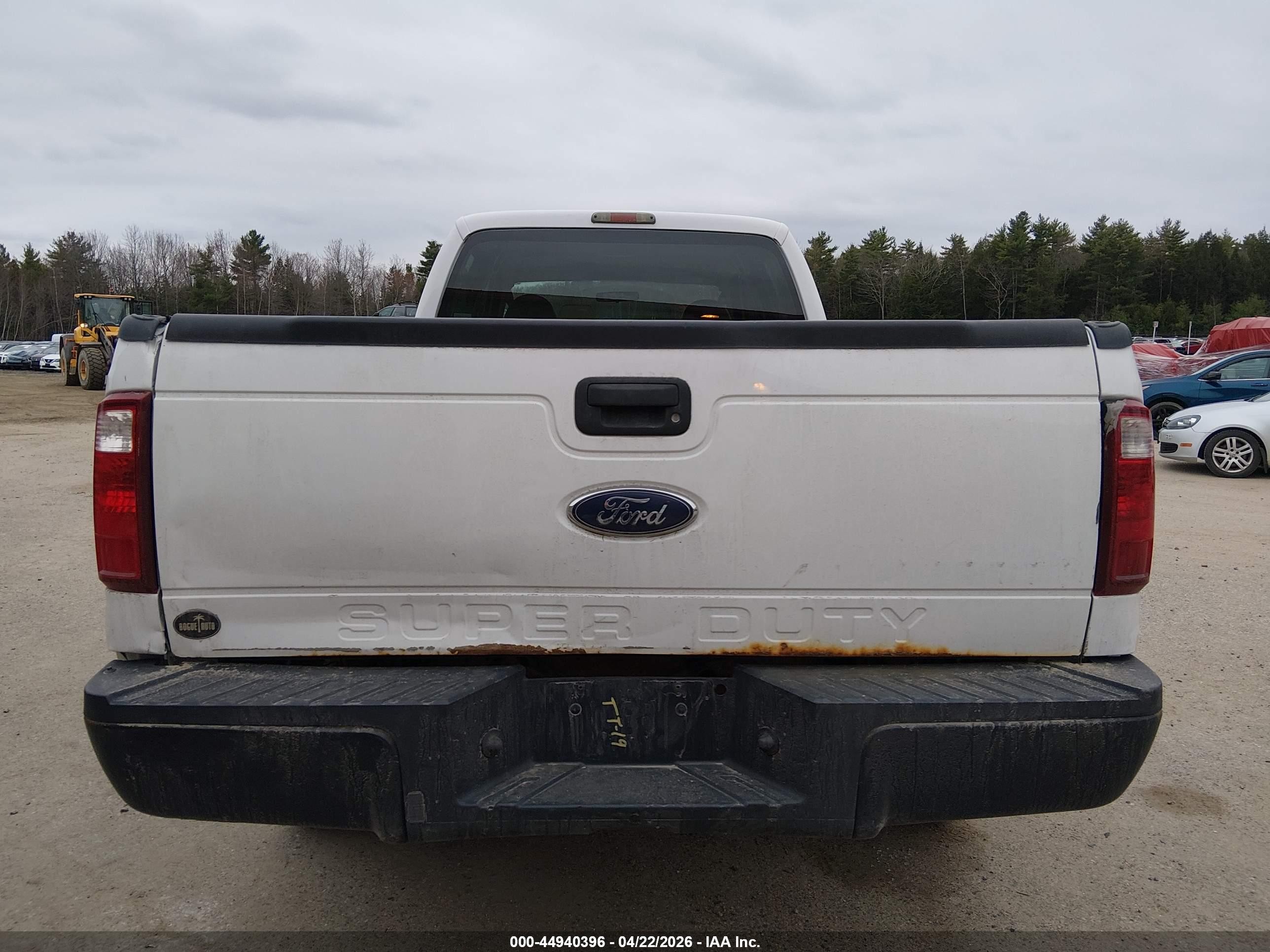 2008 Ford F-250 Xl White vin: 1FTSW21548EE08643