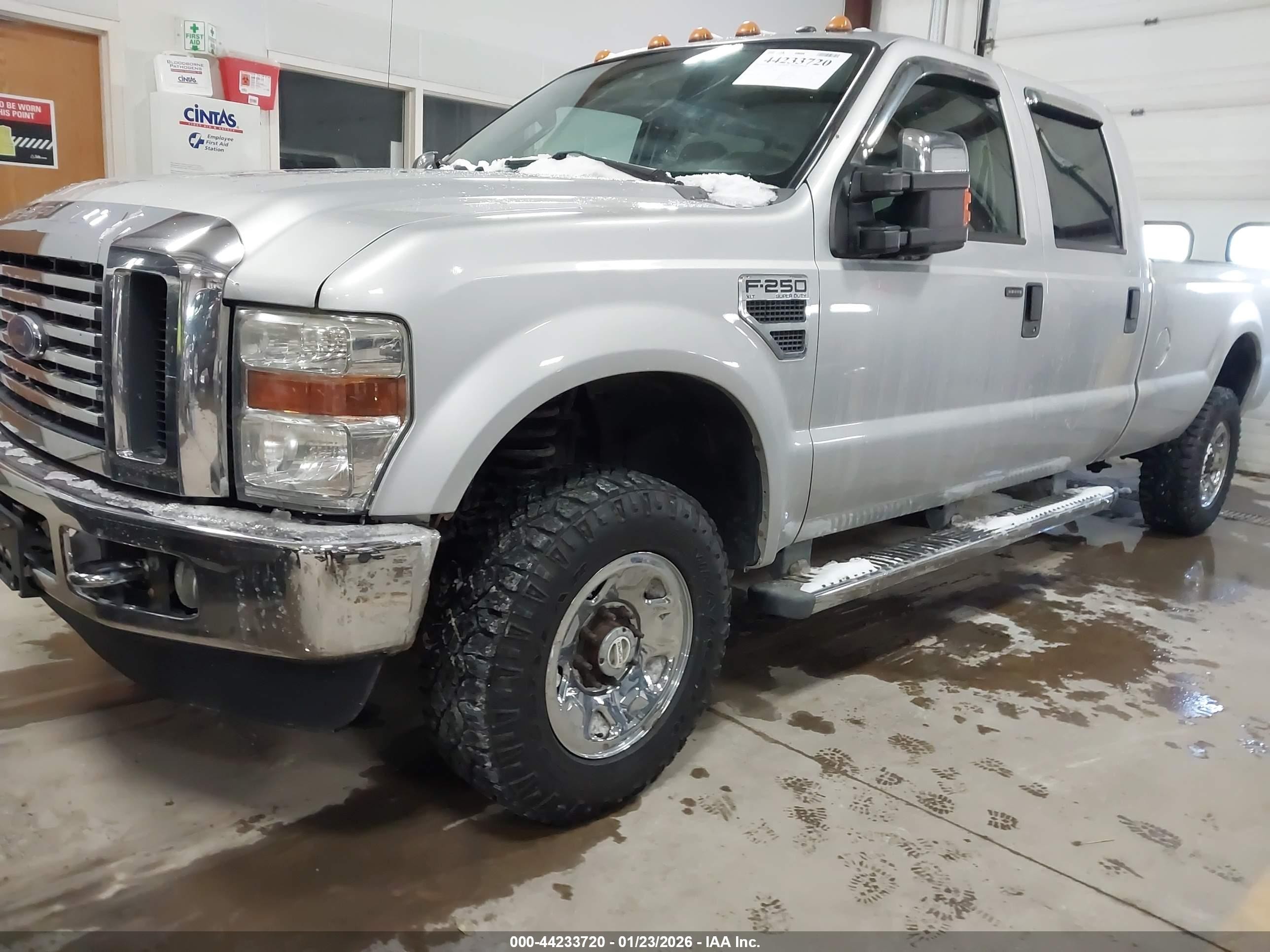 2009 Ford F-250 Xlt Silver vin: 1FTSW21549EA36531