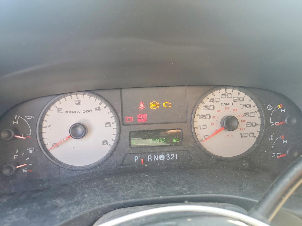 2006 Ford F250 Super Duty White vin: 1FTSW21556EC60127