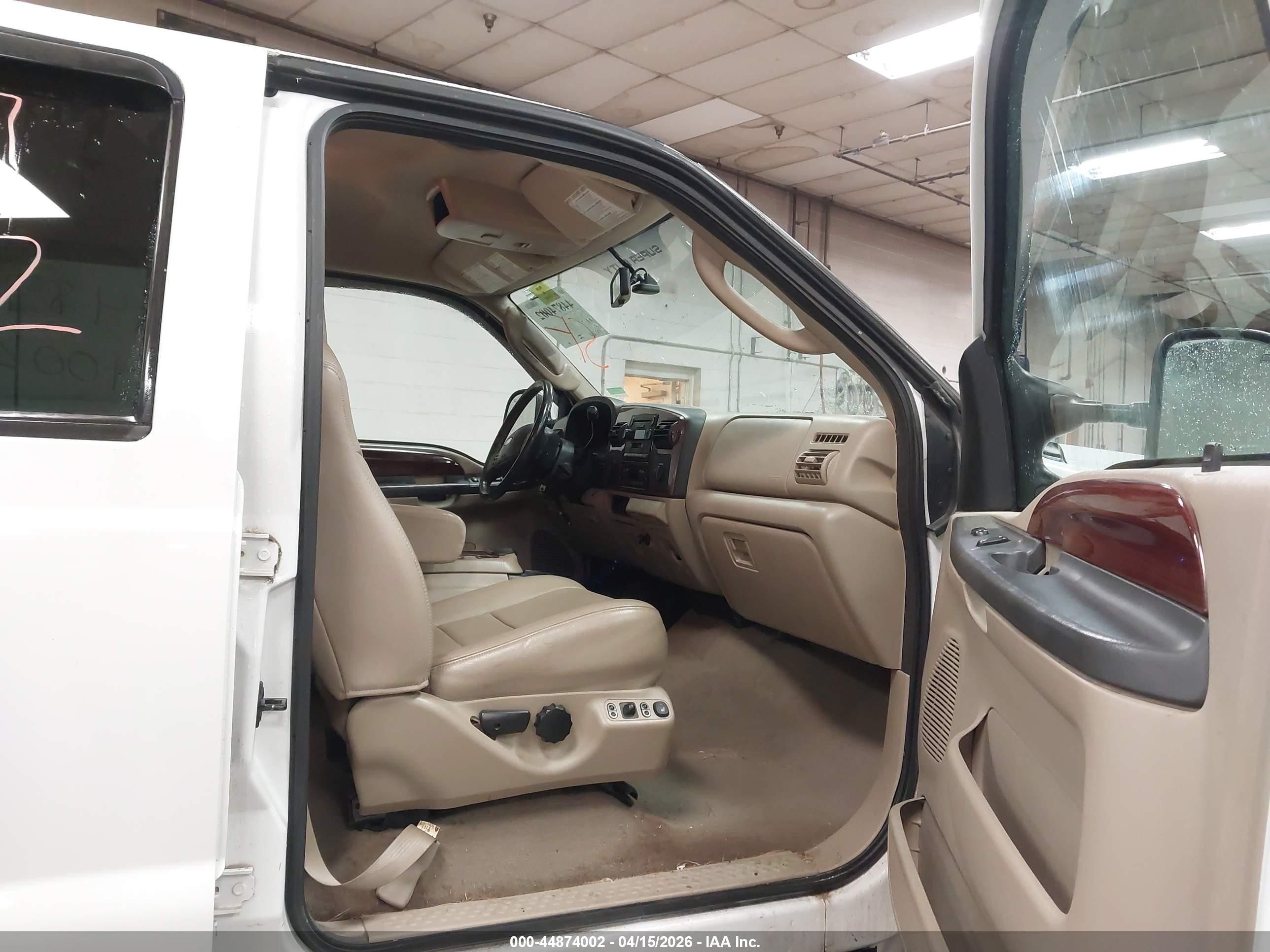 2006 Ford F-250 Lariat/xl/xlt White vin: 1FTSW21556ED32301