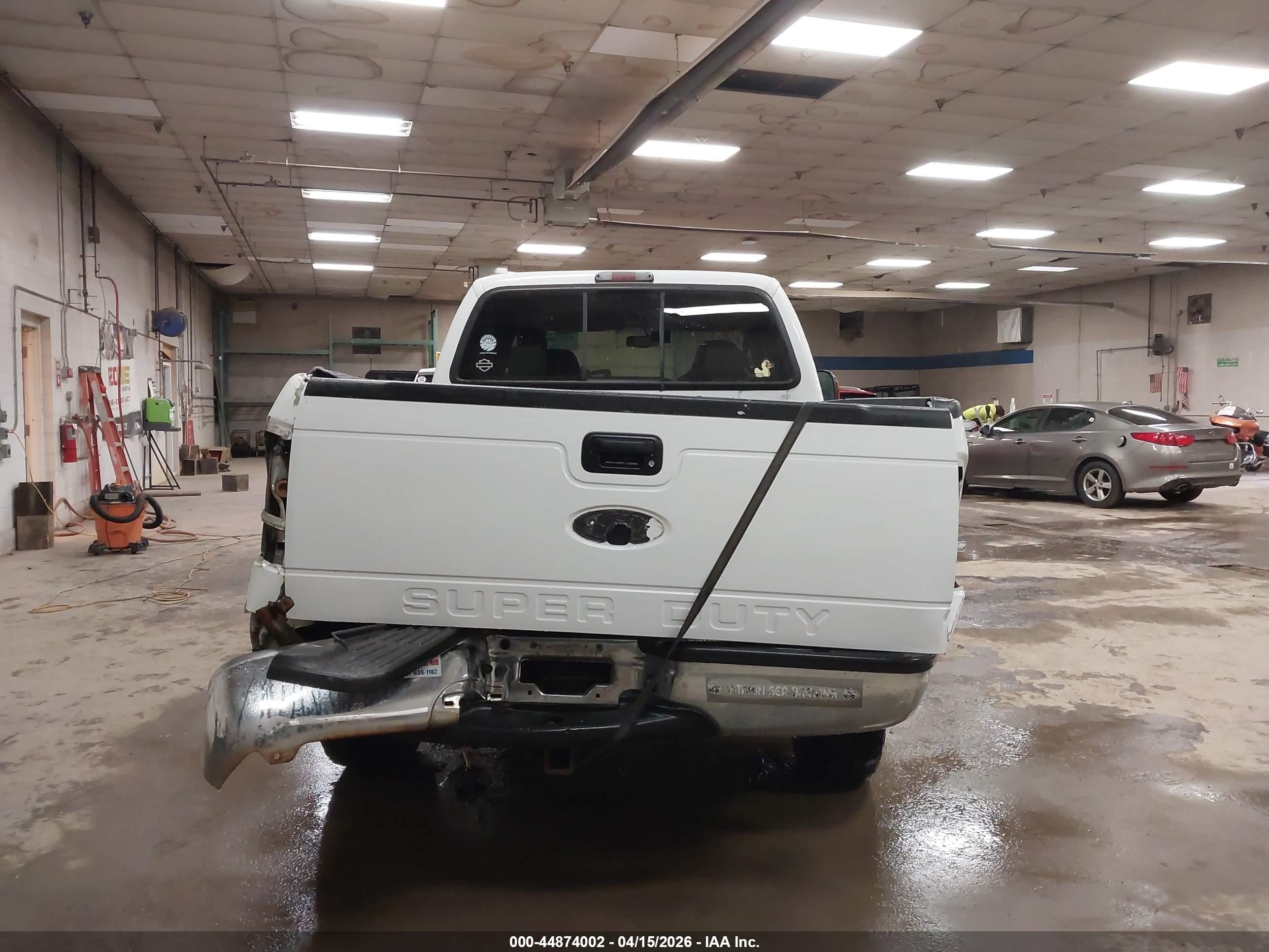 2006 Ford F-250 Lariat/xl/xlt White vin: 1FTSW21556ED32301