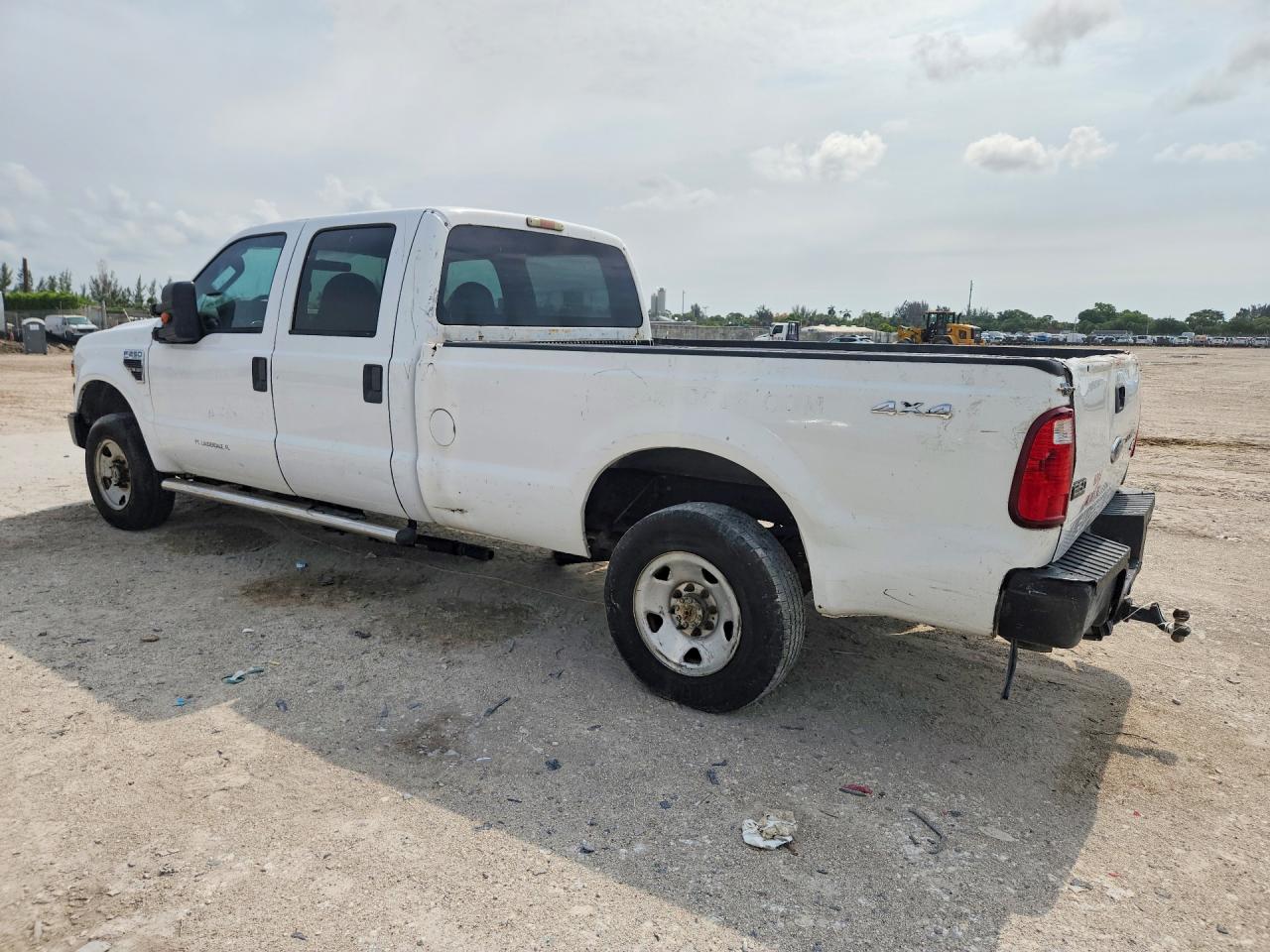 2008 Ford F250 Super Duty White vin: 1FTSW21558EC48031