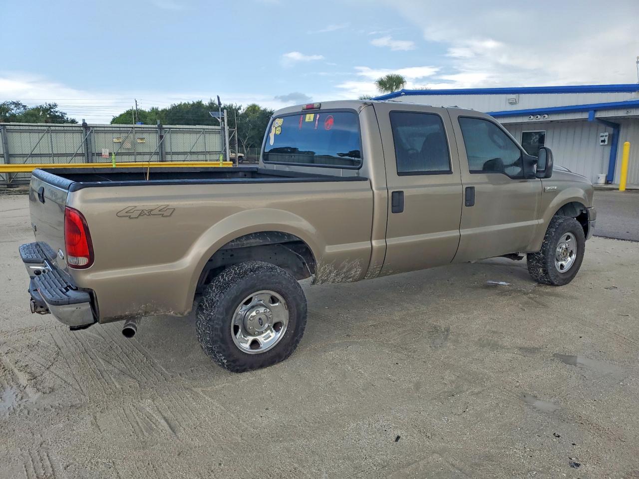 2005 Ford F250 Super Duty Beige vin: 1FTSW21585EC65465