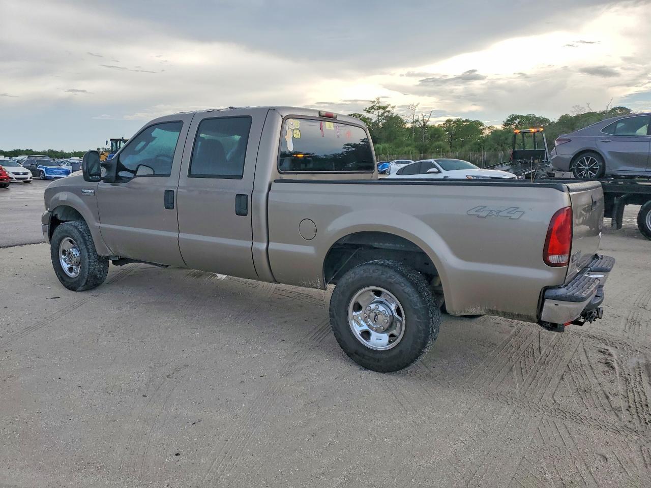 2005 Ford F250 Super Duty Beige vin: 1FTSW21585EC65465