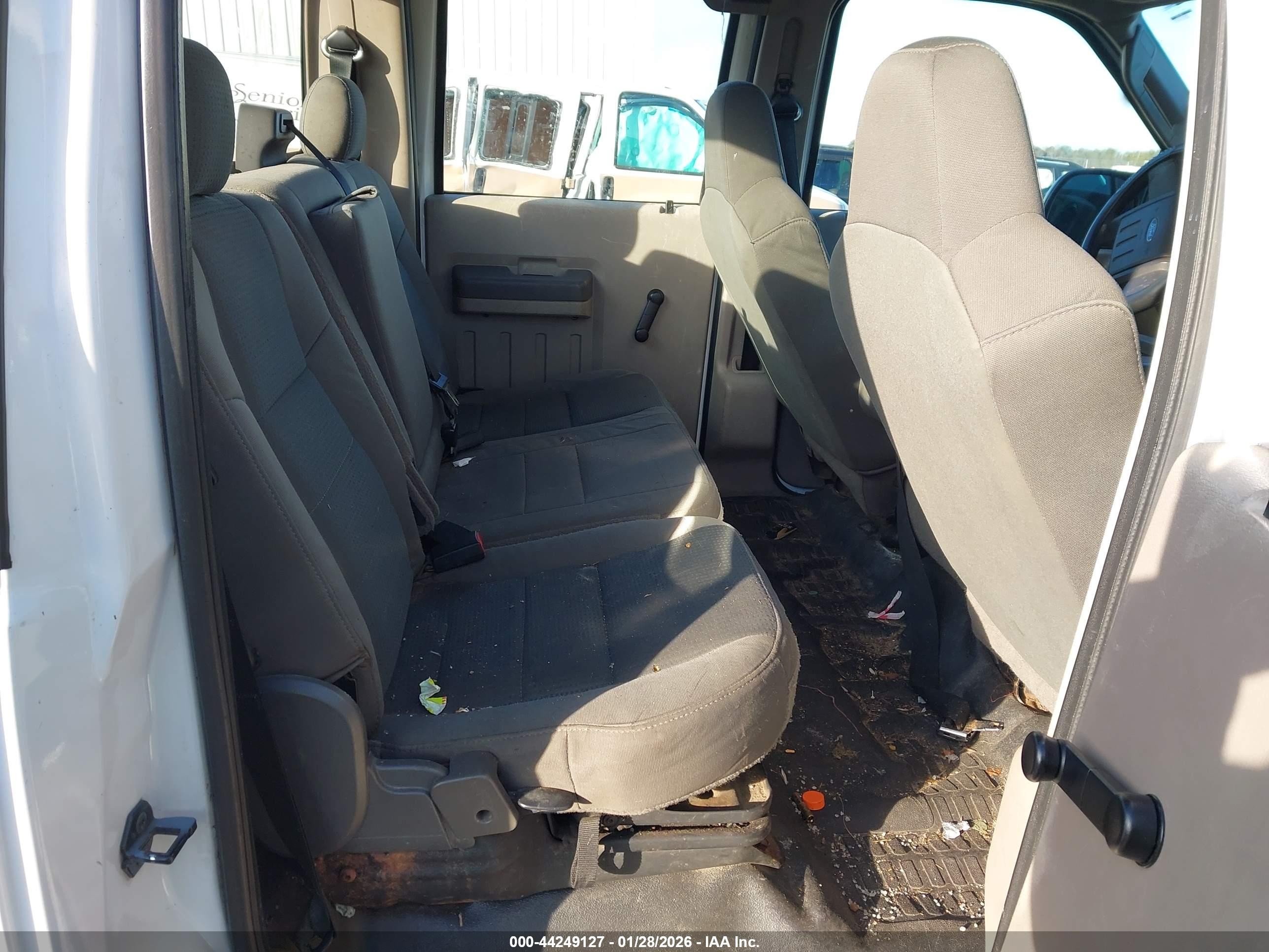 2009 Ford F-250 Fx4/king Ranch/lariat/xl/xlt White vin: 1FTSW21589EA70813