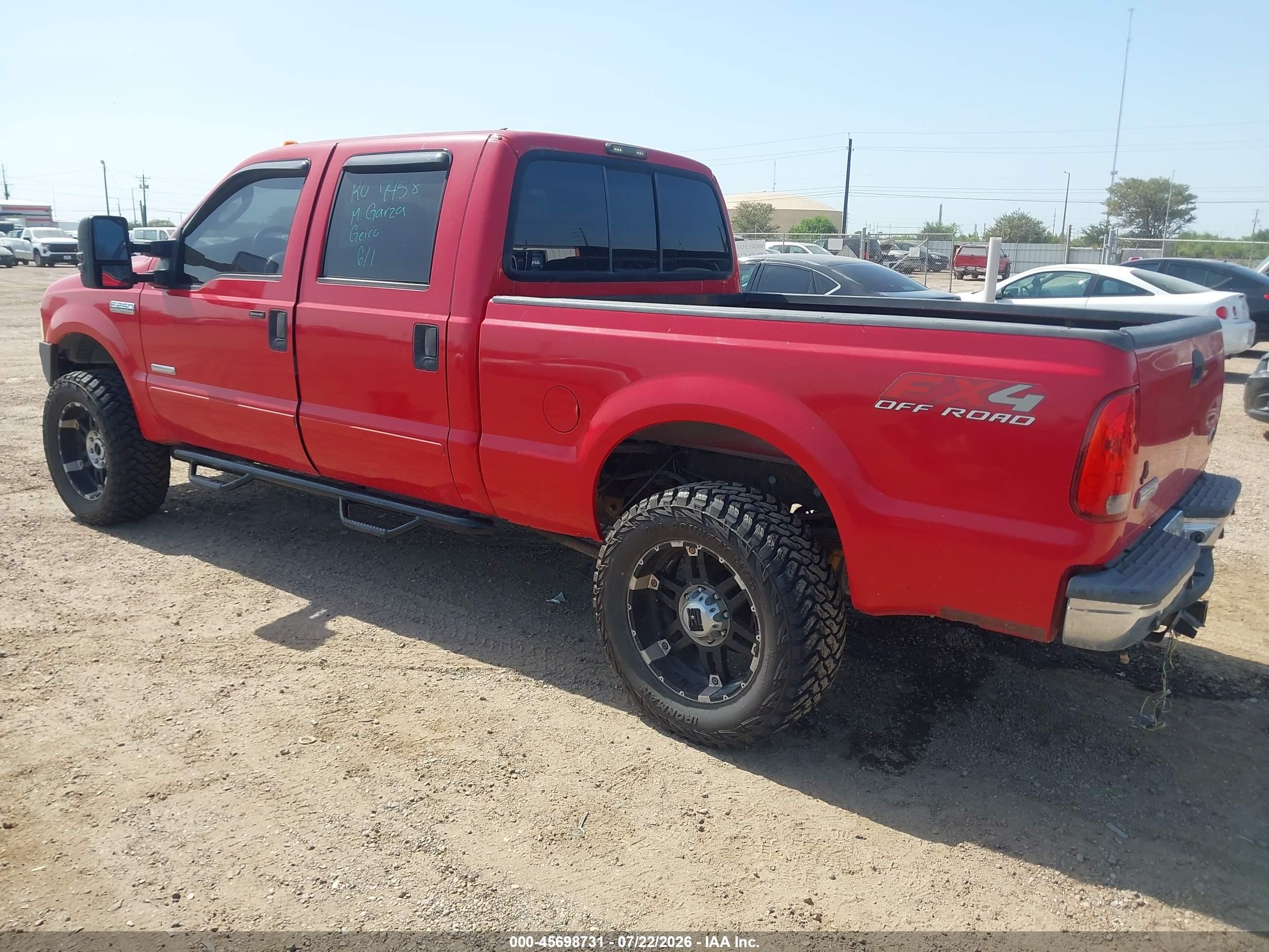 2005 Ford F-250   Red vin: 1FTSW21P05EC13569
