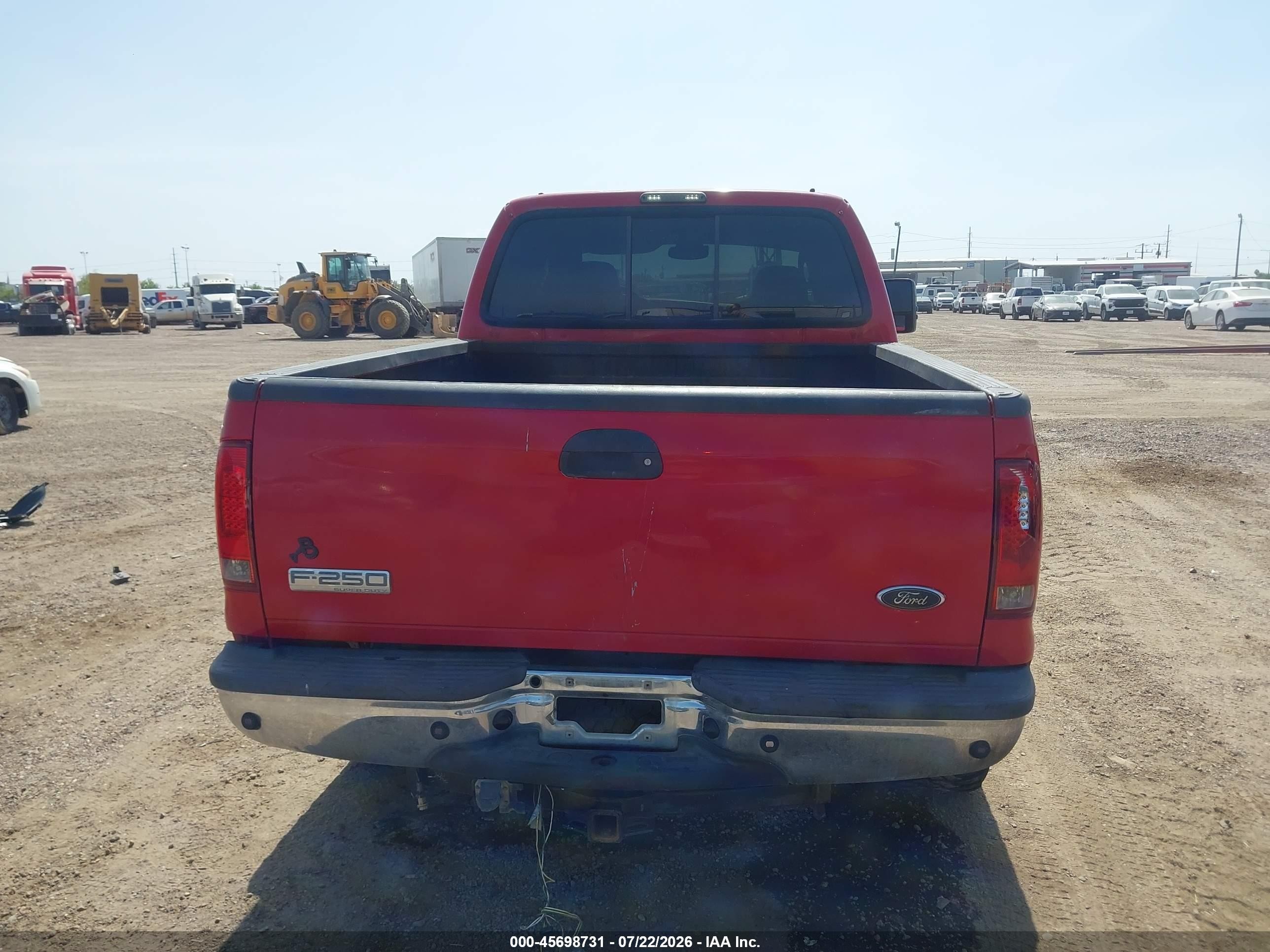 2005 Ford F-250   Red vin: 1FTSW21P05EC13569