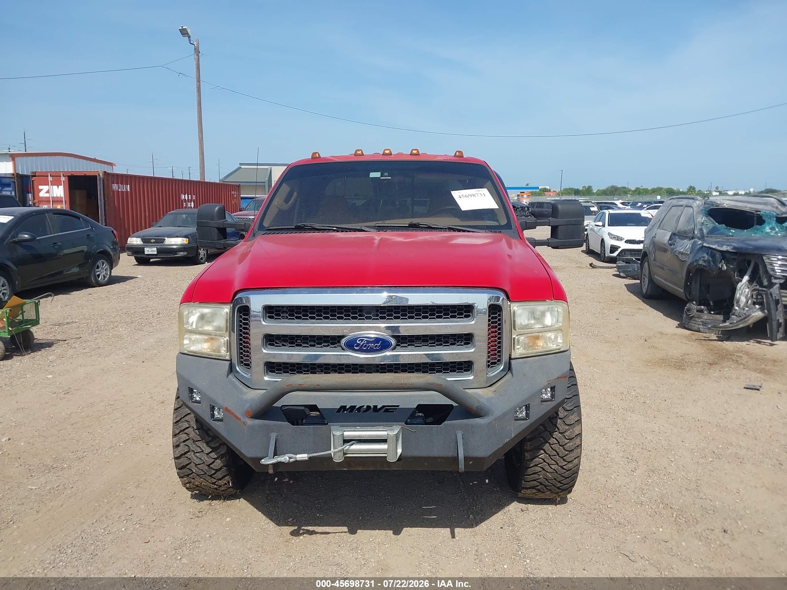 2005 Ford F-250   Red vin: 1FTSW21P05EC13569