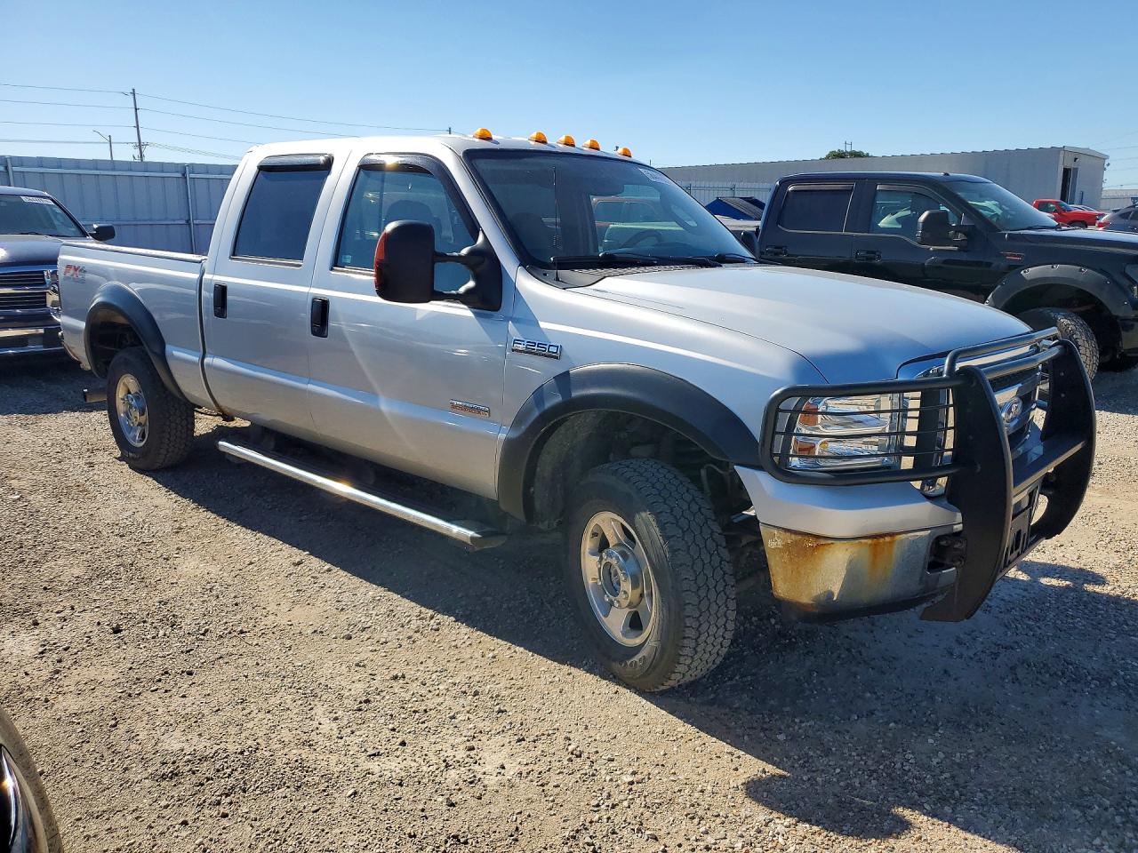 2005 Ford F250 Super Duty Silver vin: 1FTSW21P05ED38295