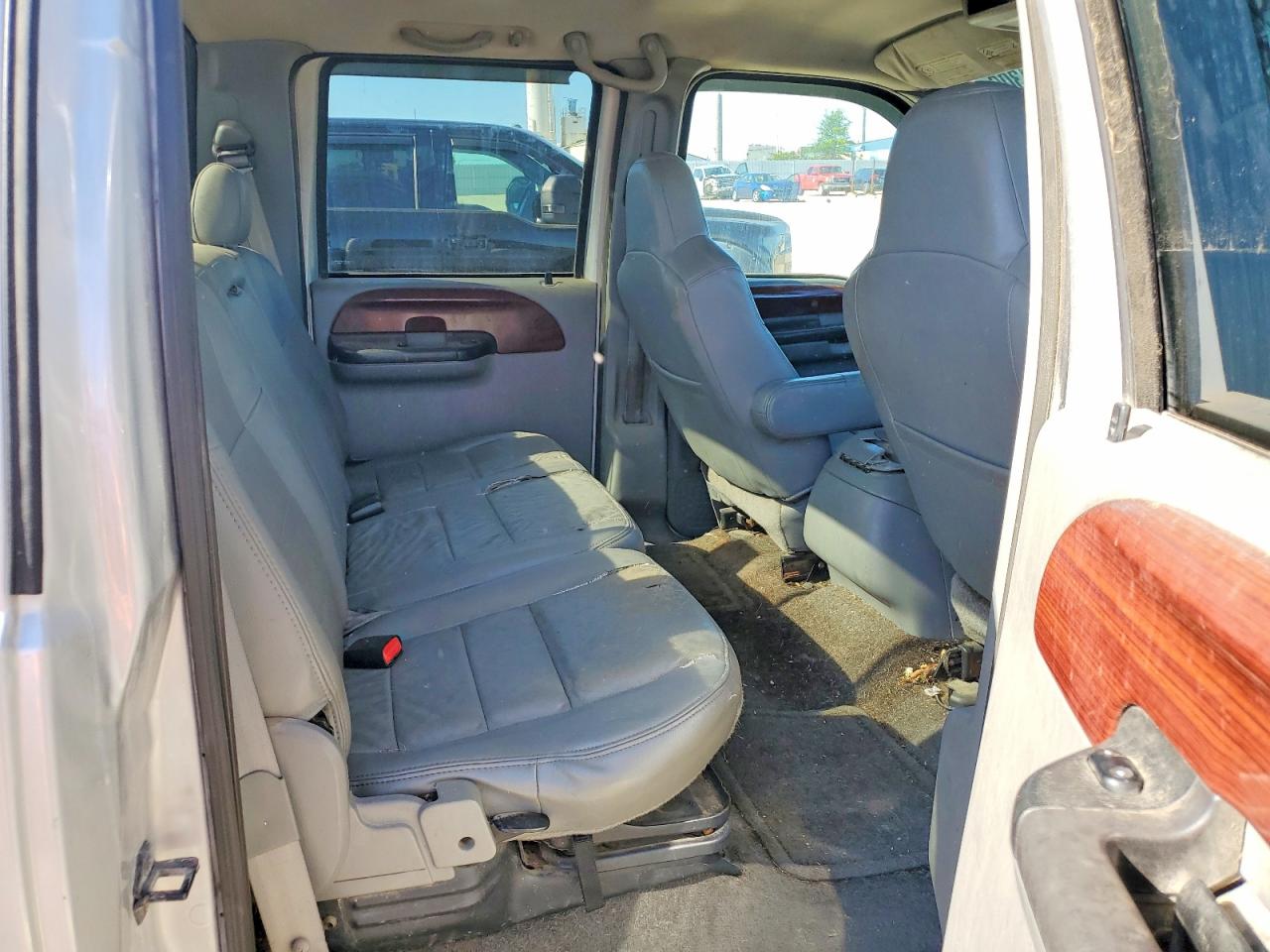 2005 Ford F250 Super Duty Silver vin: 1FTSW21P05ED38295