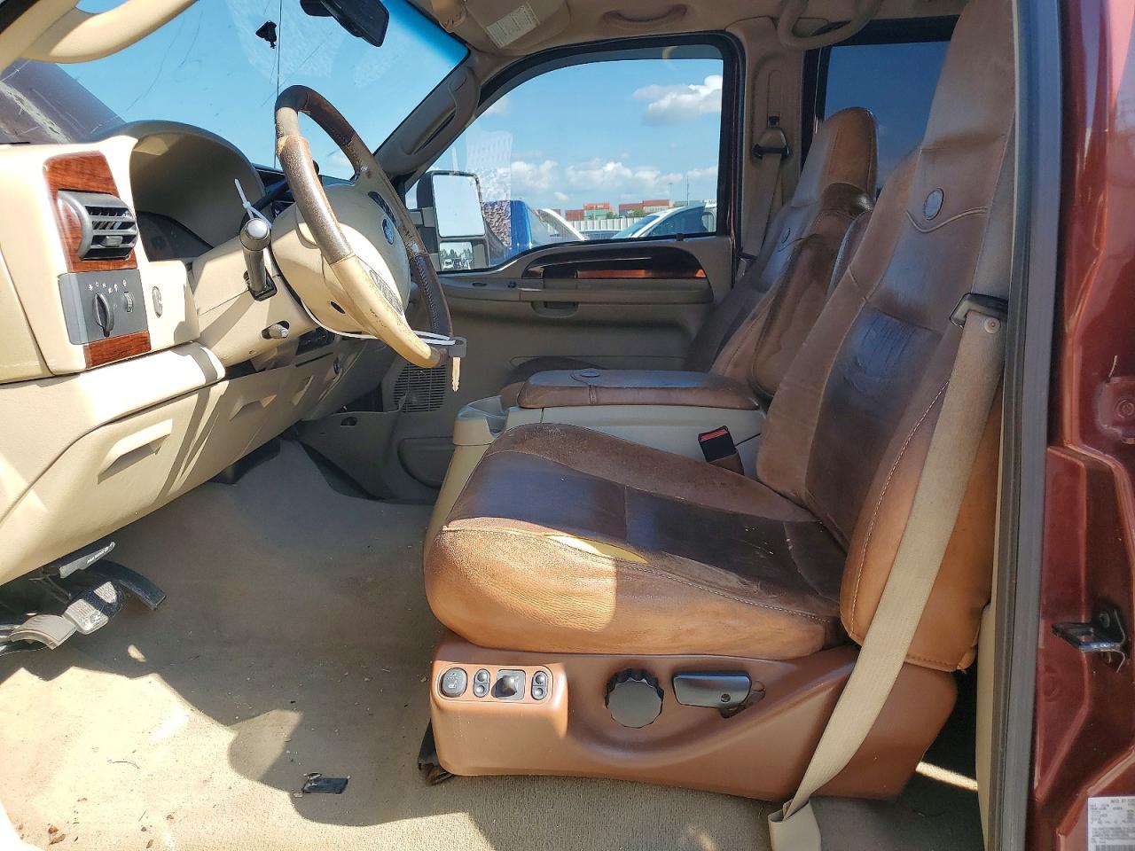 2006 Ford F250 Super Duty Burgundy vin: 1FTSW21P06ED15570