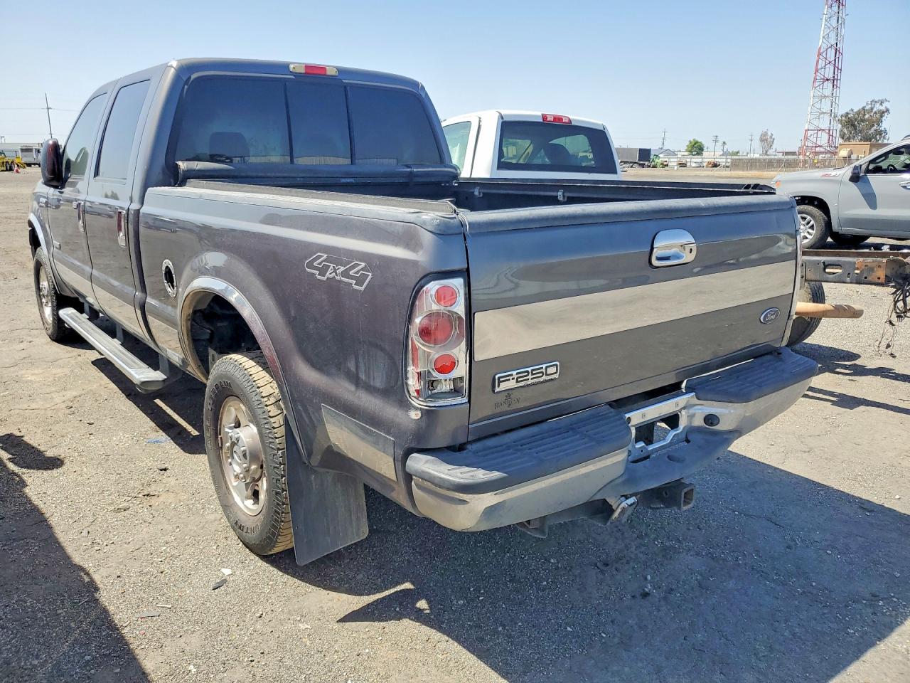 2005 Ford F250 Super Duty Gray vin: 1FTSW21P15EC78012