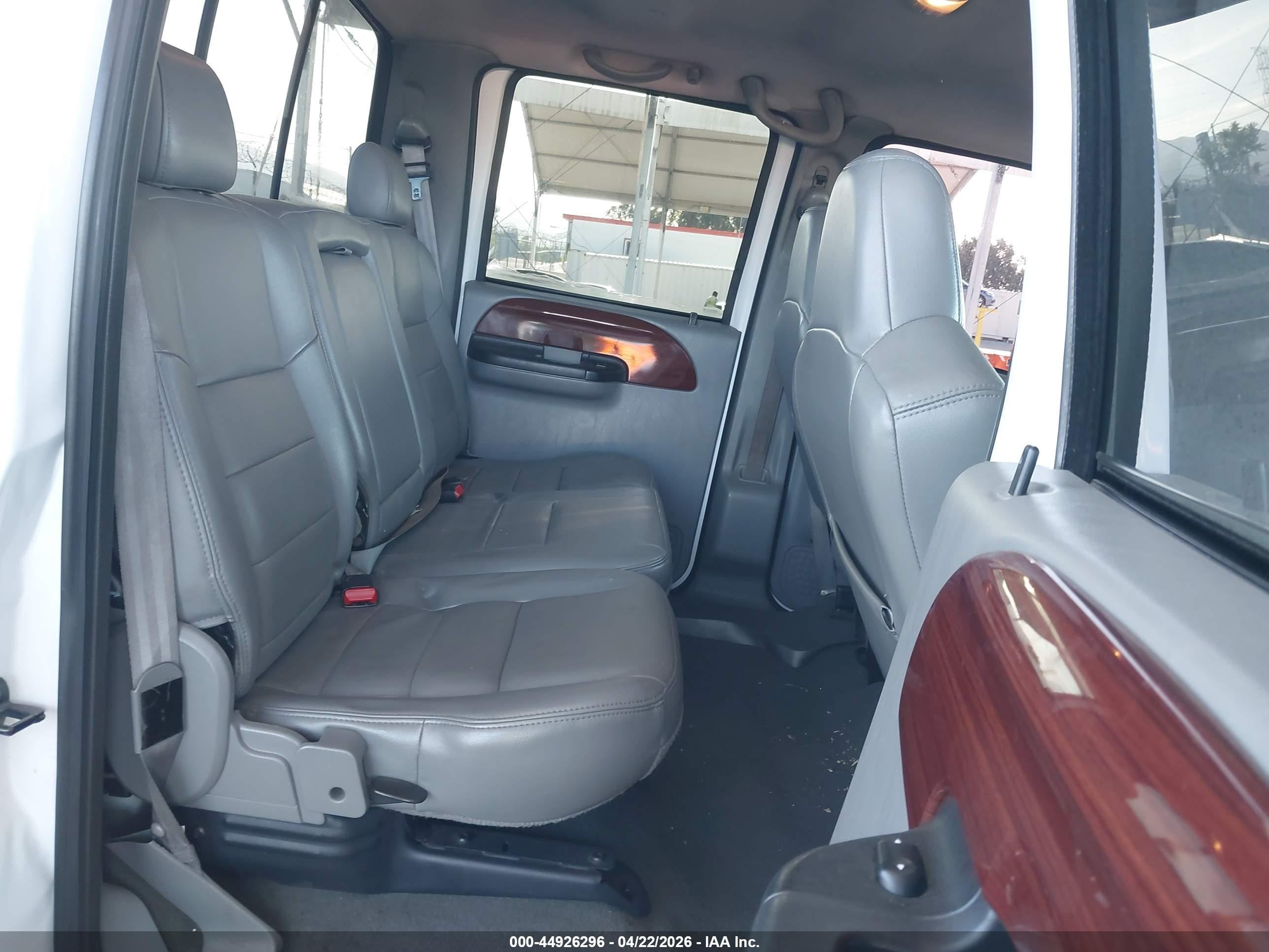 2006 Ford F-250 Lariat/xl/xlt White vin: 1FTSW21P16EC26509