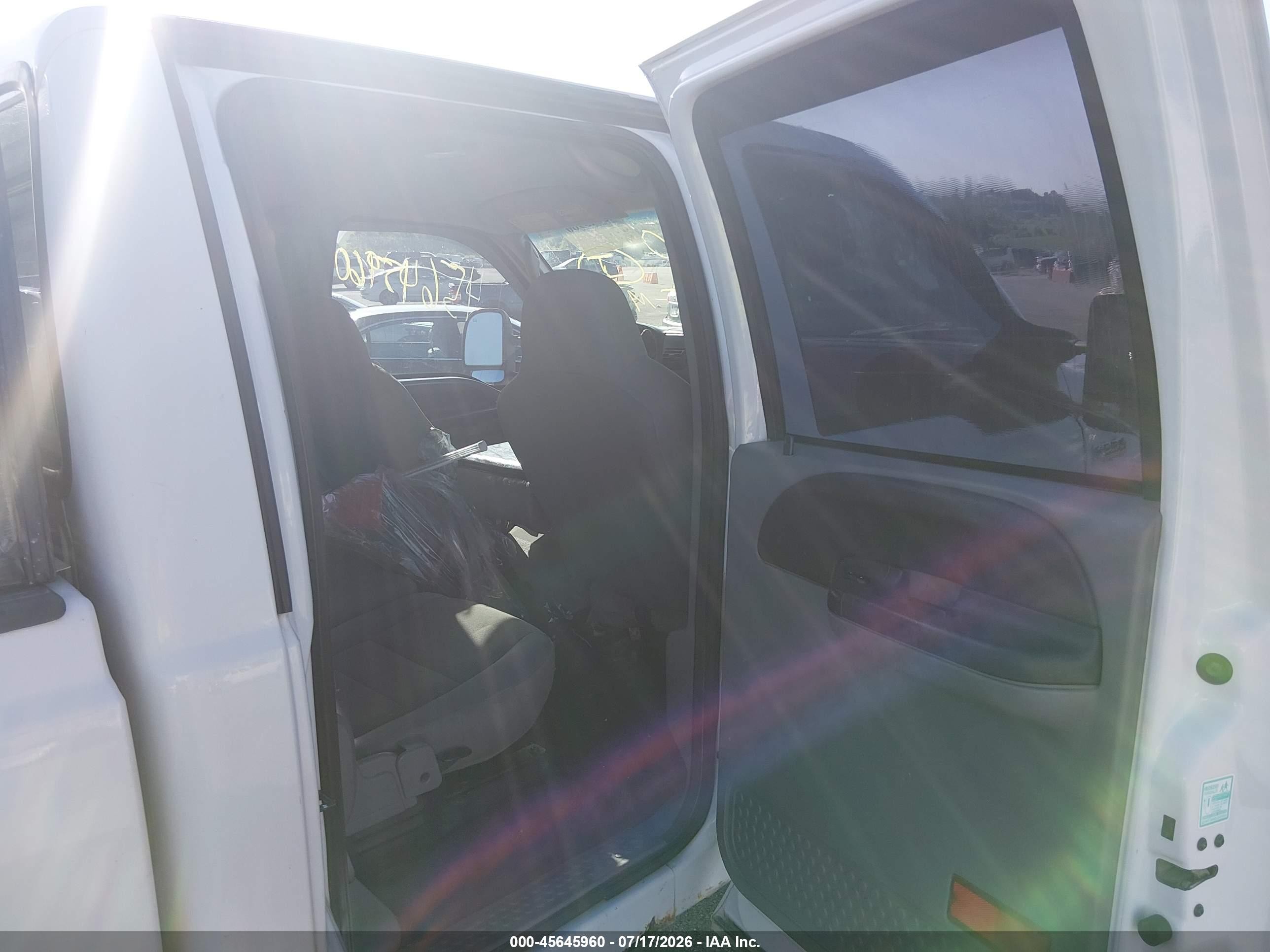 2006 Ford F-250 Lariat/xl/xlt White vin: 1FTSW21P16EC86144