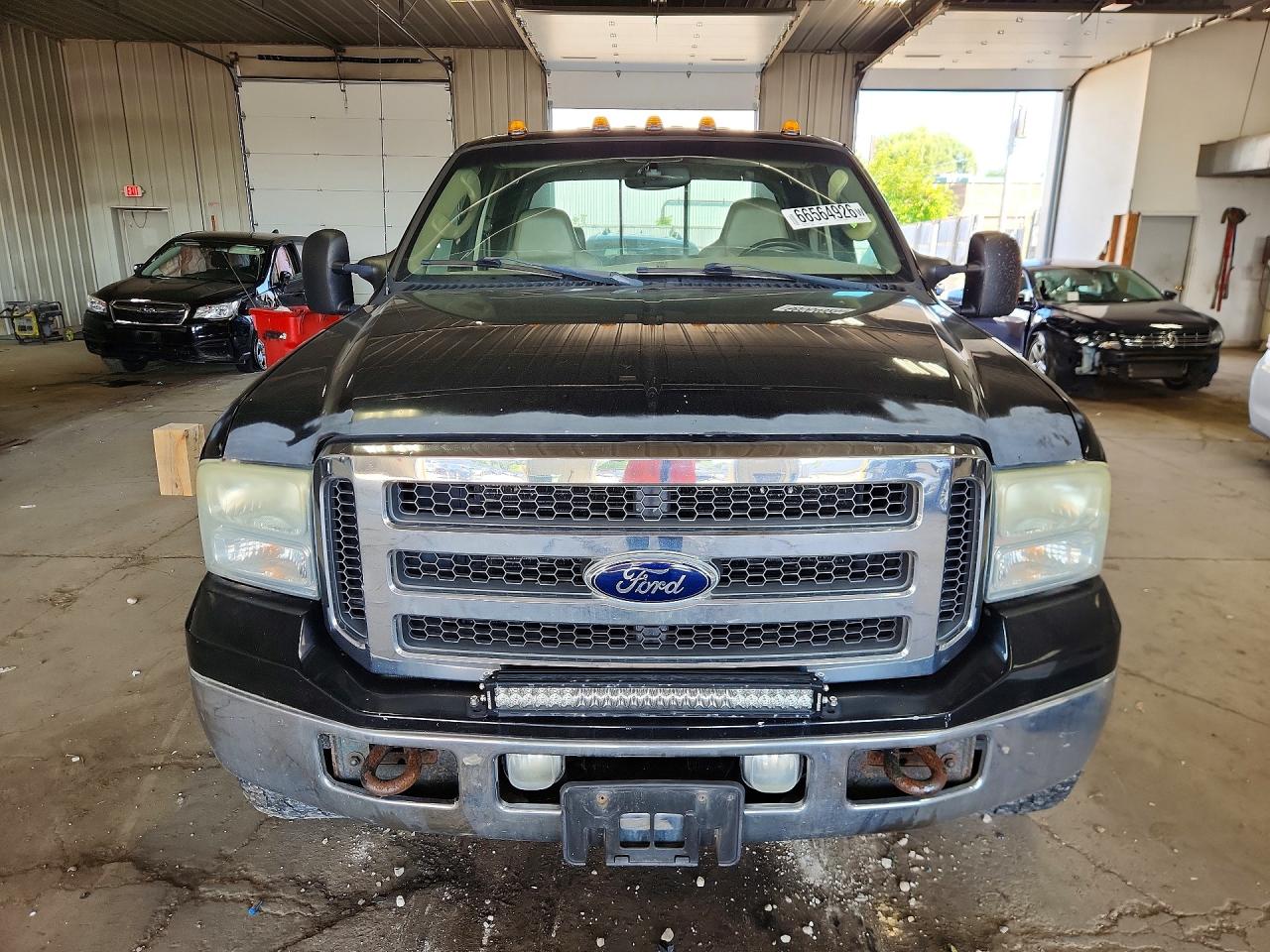 2005 Ford F250 Super Duty Black vin: 1FTSW21P25ED03516