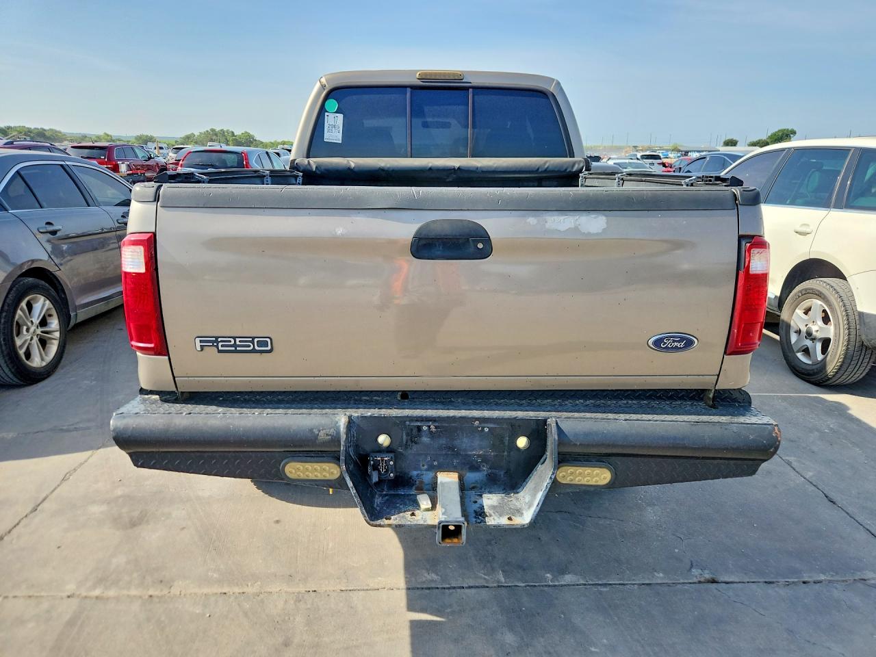 2005 Ford F250 Super Duty Tan vin: 1FTSW21P35EB23512