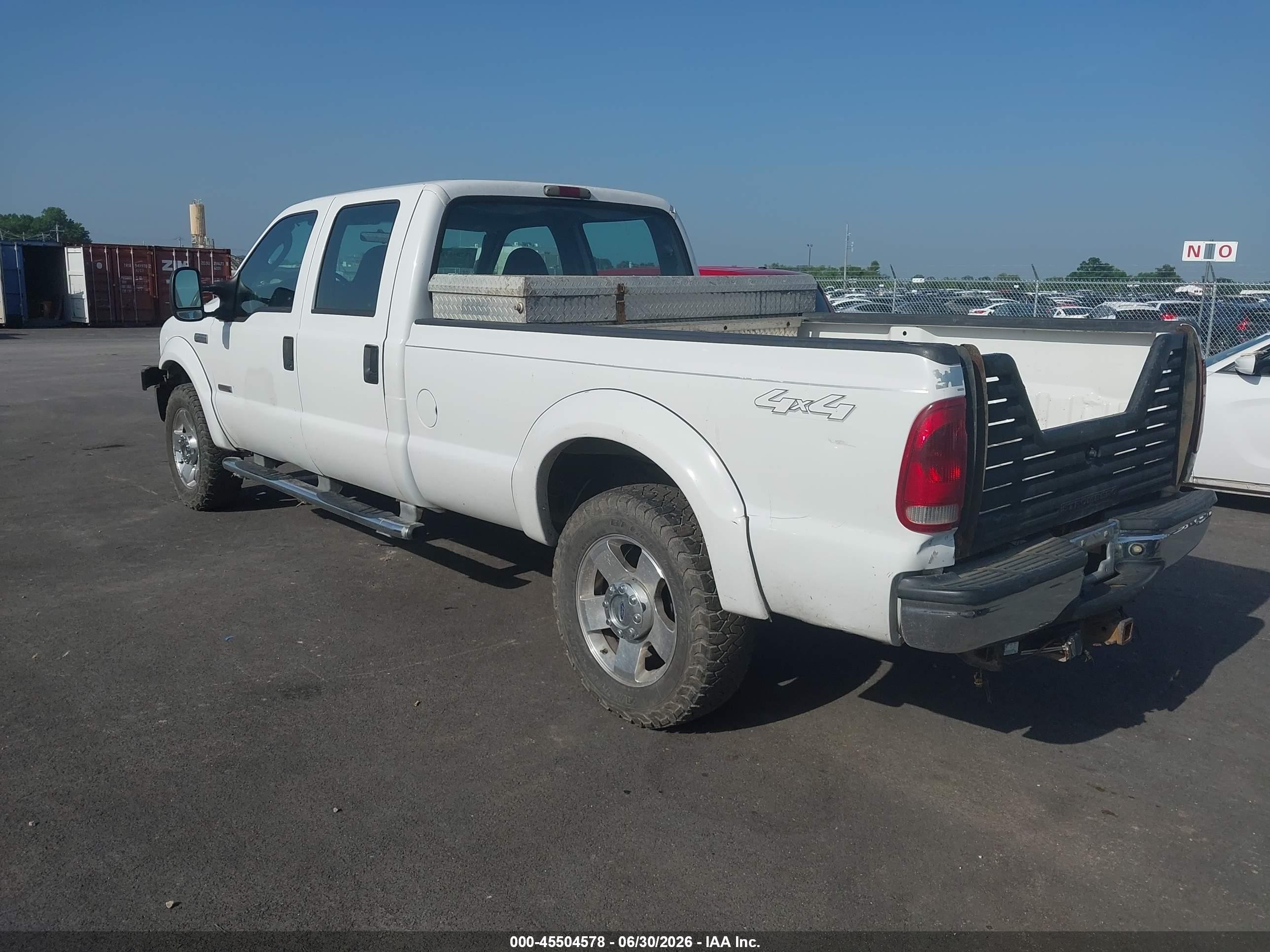 2005 Ford F-250 Lariat/xl/xlt White vin: 1FTSW21P35EB65923