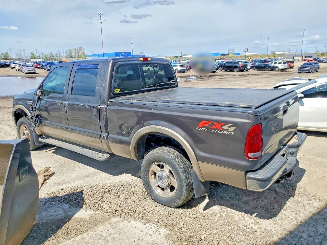 2005 Ford F250 Super Duty Brown vin: 1FTSW21P35ED25413