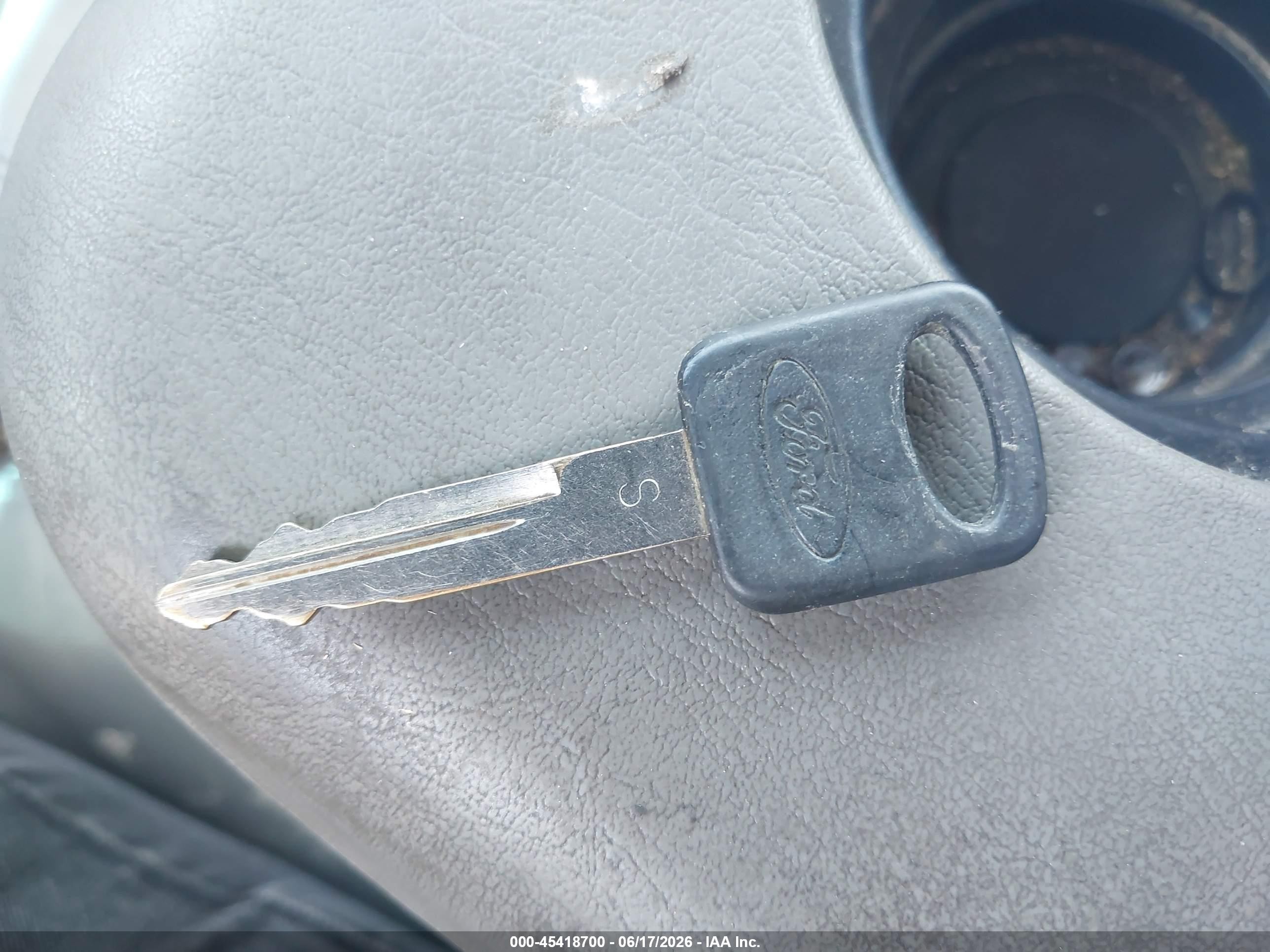 2006 Ford F-250 Lariat/xl/xlt Синий vin: 1FTSW21P36EA44875